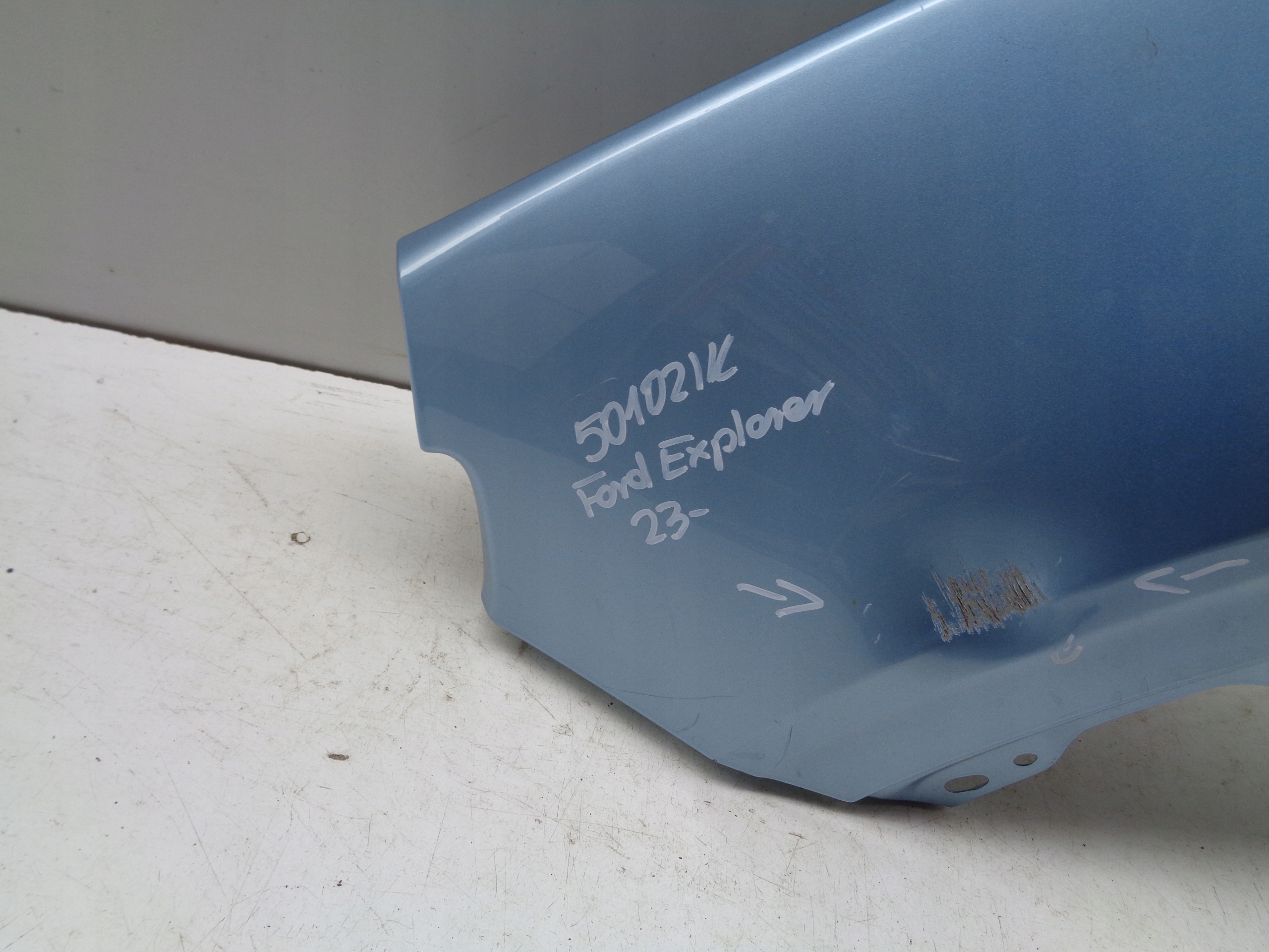 fender left front FORD EXPLORER 24- NR 50102