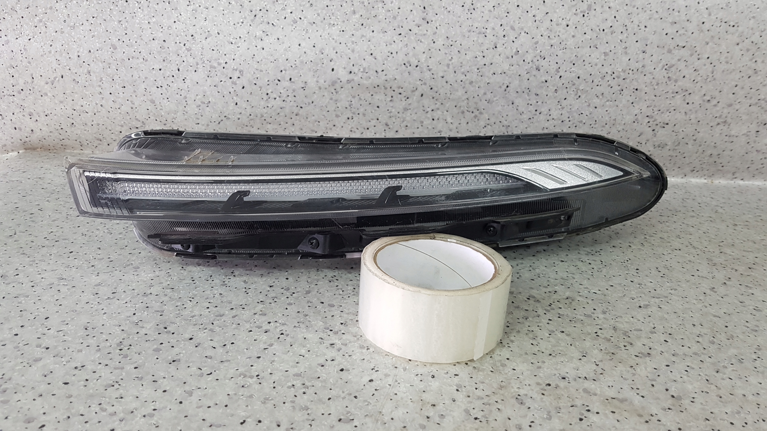 HYUNDAI BAYON 2021 - links LED DRL Nebelscheinwerfer D 9348