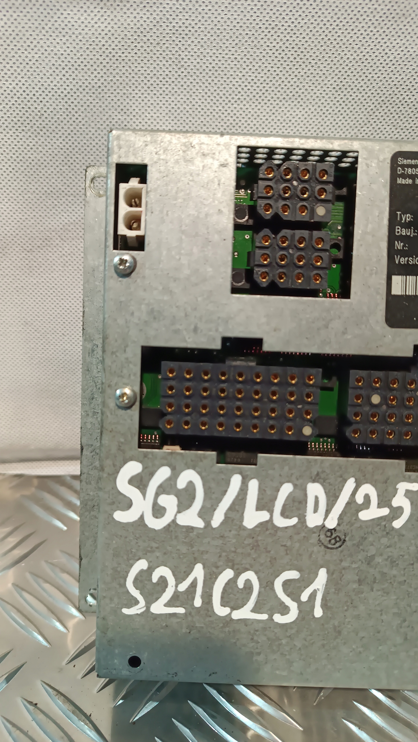 display SIEMENS VDO AUTOMOTIVE AG D-78052