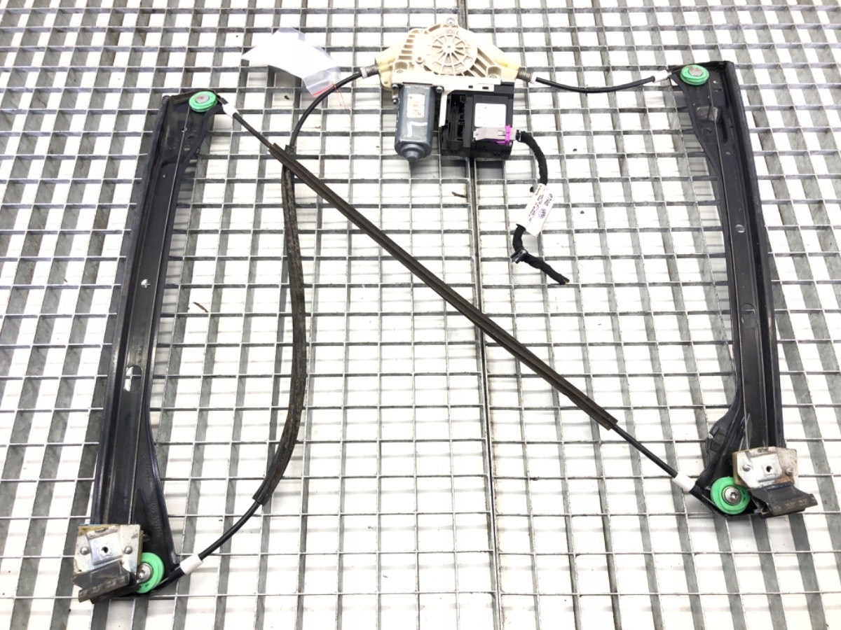 PODNOŚNIK SZYBY LEWY PRZÓD VW GOLF V 1K0959793H Hatchback 03-10