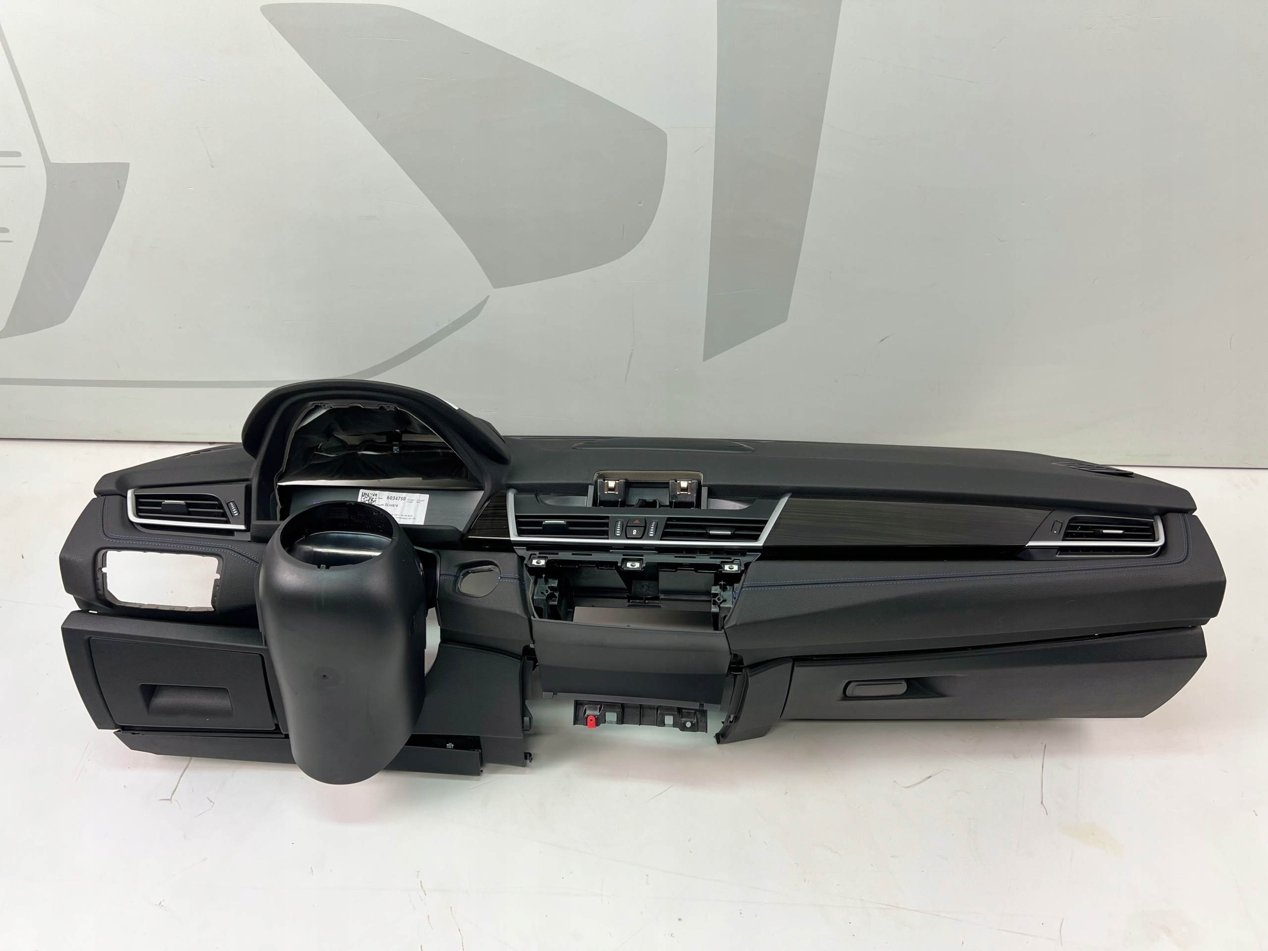 dashboard console BMW F46 GRAND TOURER HEAD UP