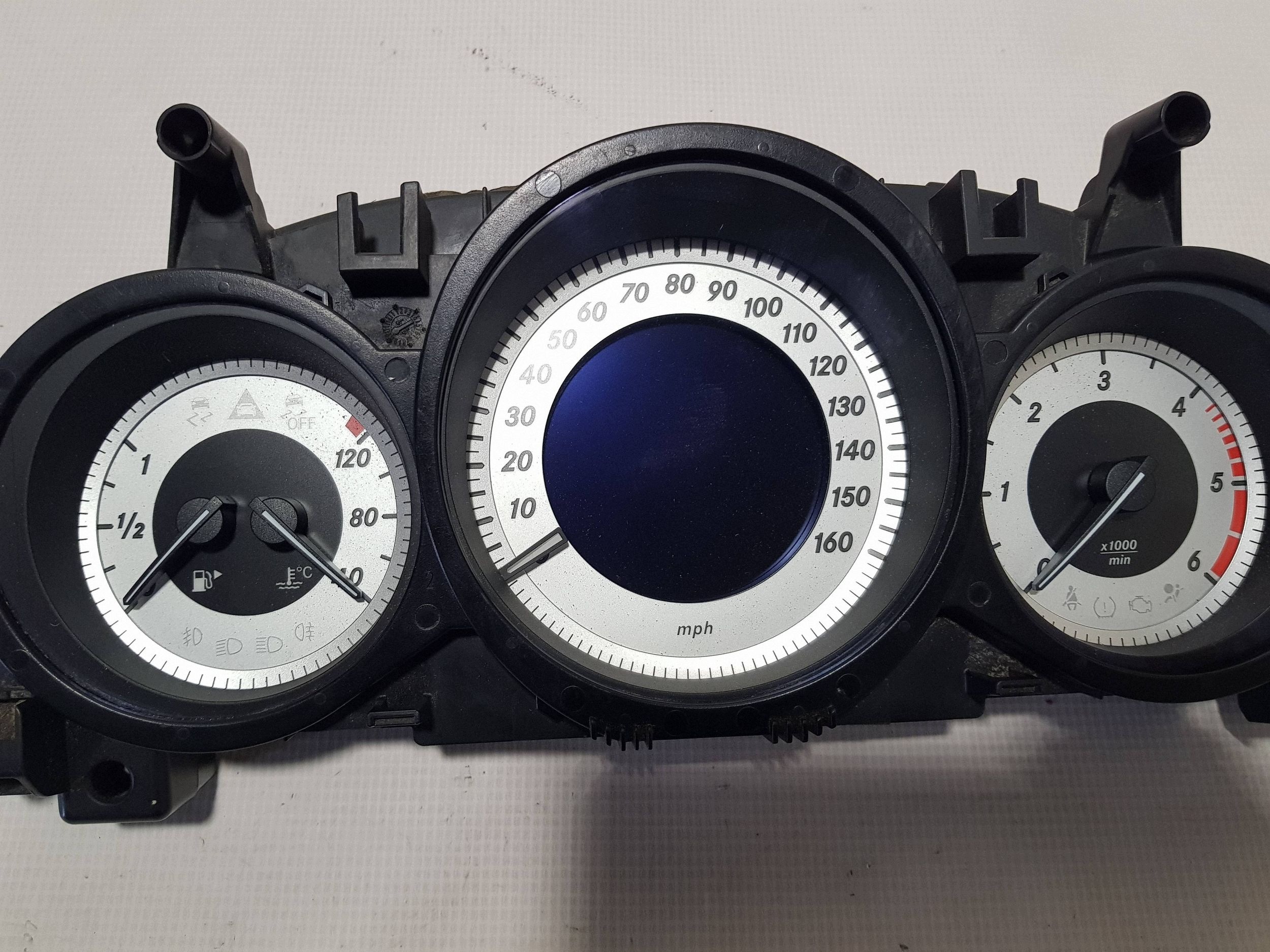 dials dials MERCEDES W204 LIFT 2049004408