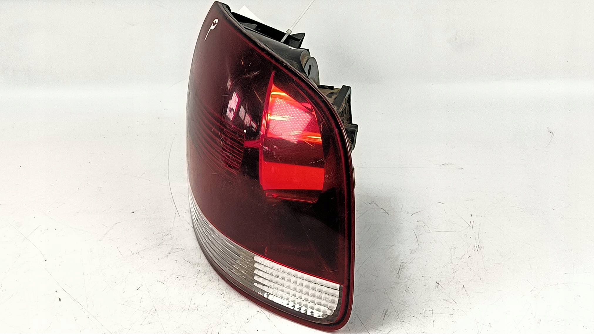 light right rear part VOLKSWAGEN TOUAREG