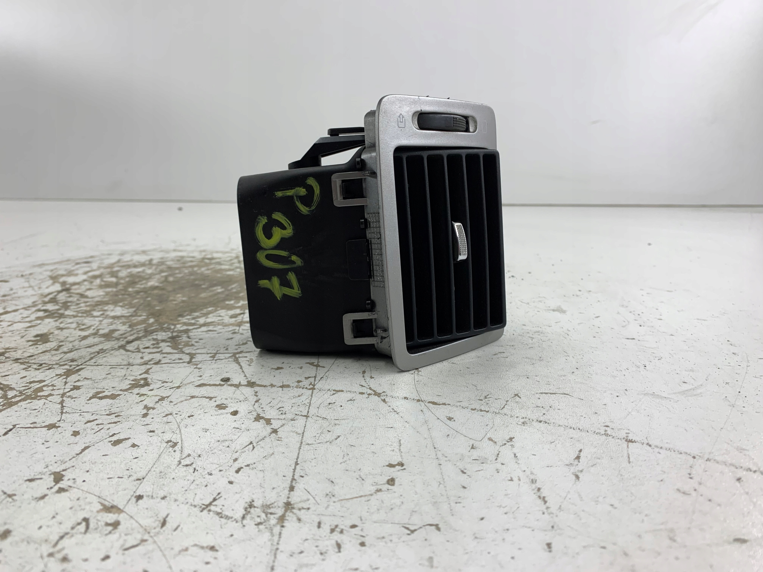 PEUGEOT 307 grid air conditioning devices right 9634498977