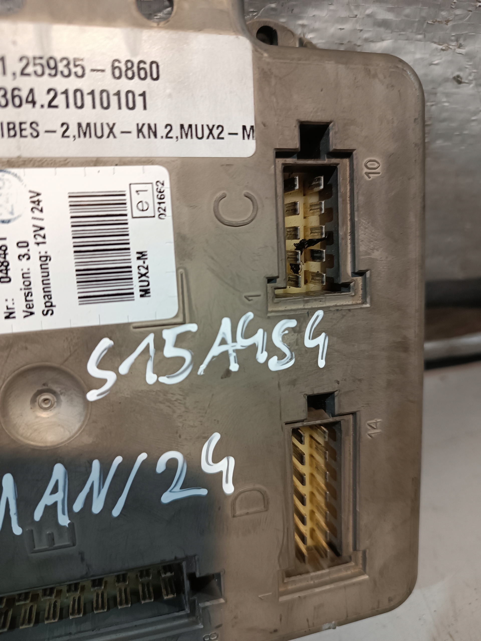 MAN AUTOBUS control unit MUX2-M 1364.21010101 048481 VERSION 3.0
