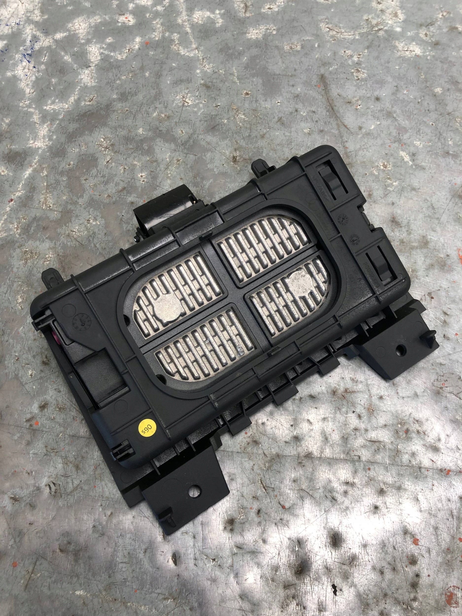 LADOWARKA INDUKCYJNA AUDI Q4 E-TRON 89A864132A