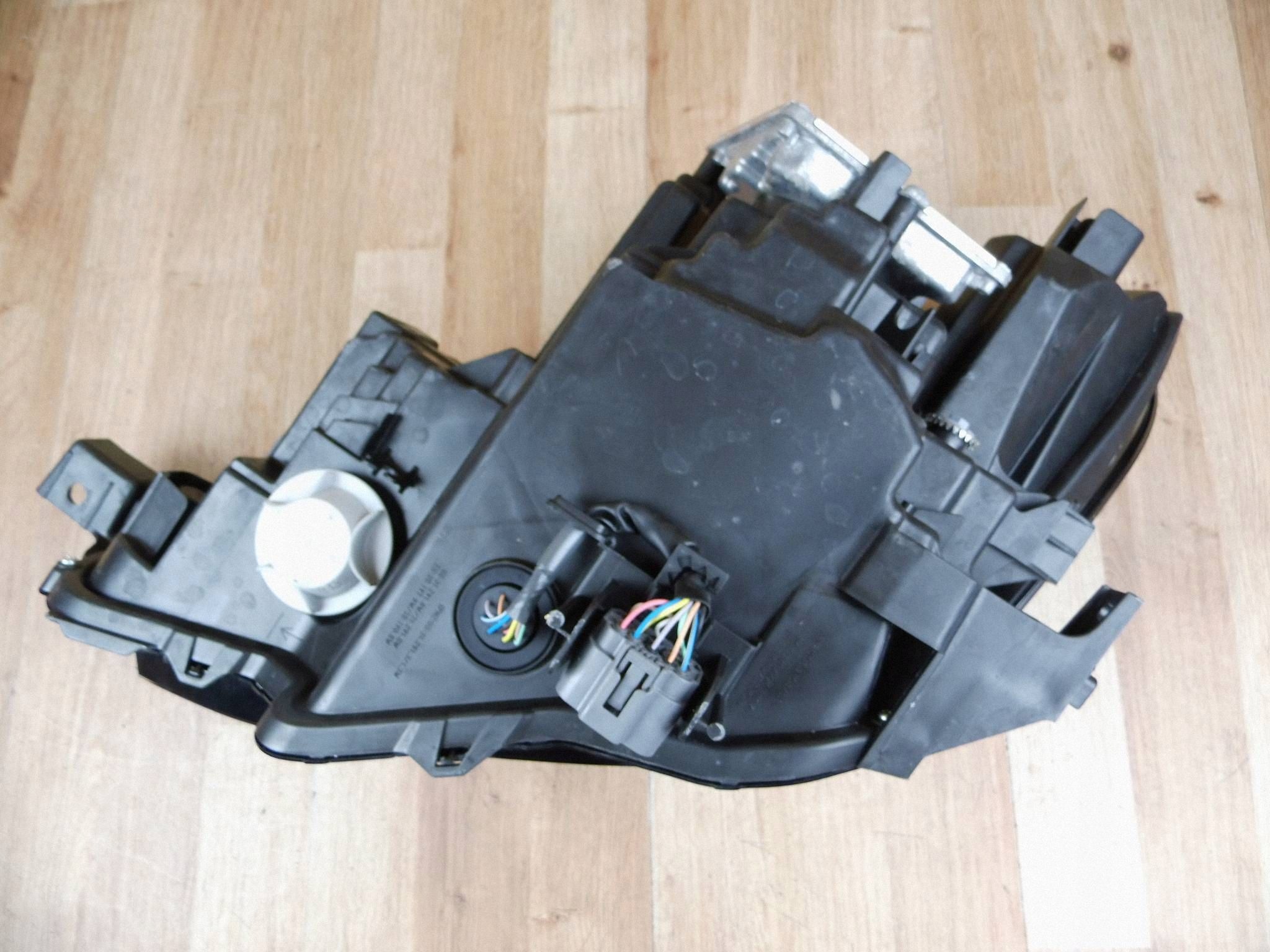 Mazda 3 BP 2019+ light right front front right BHRA67890