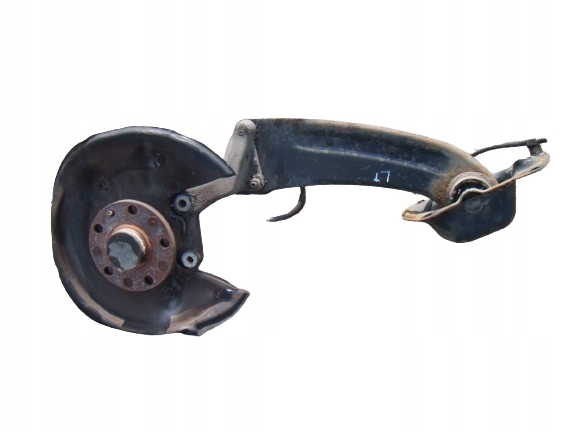 VW PASSAT B6 KOMBI 1.9 TDI 05-10 PIASTA ZWROTNICA LEWY TYŁ