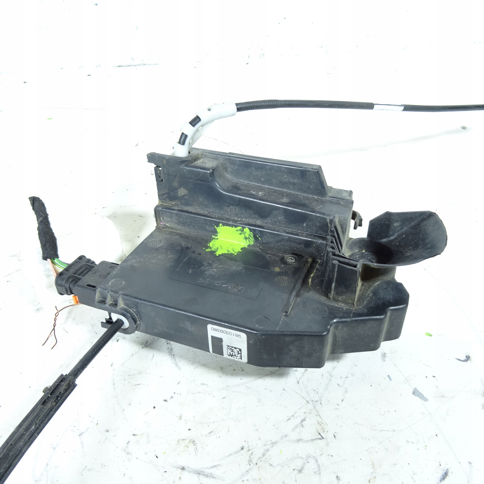 PEUGEOT 308 lock door front right 9810309380