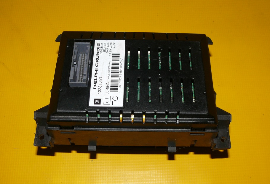 display PANEL OPEL ZAFIRA B II 2 2005-2014 13381053