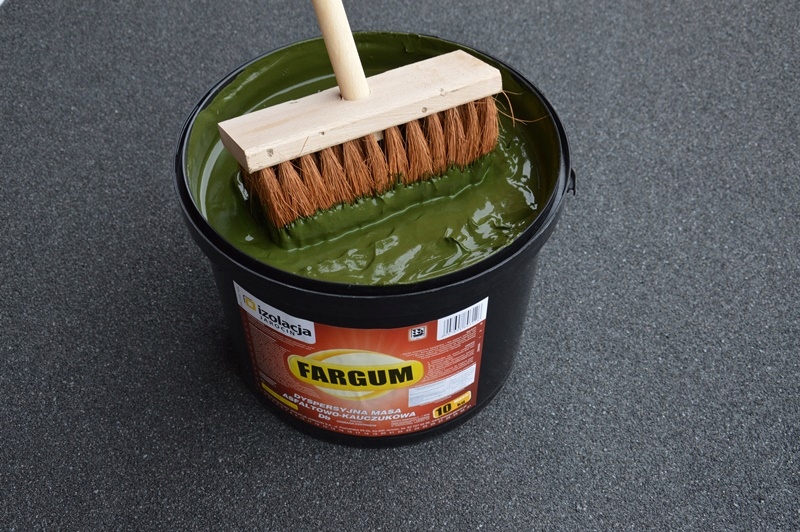 FARGUM 10kg K2 masa asfaltowa do konserwacji dachu Marka IZOLACJA-JAROCIN
