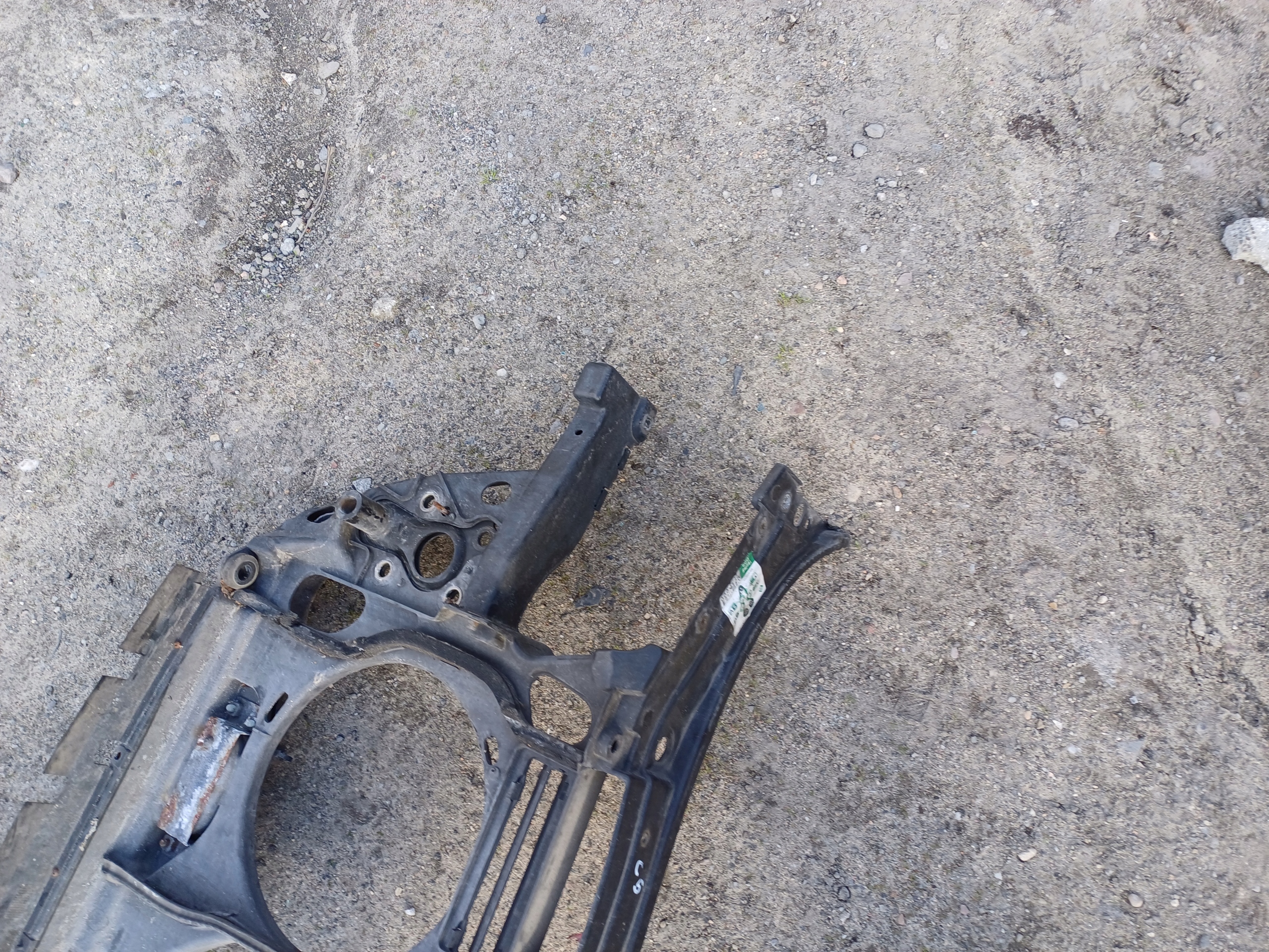 AUDI A6 C5 support panel for radiators pillar cover