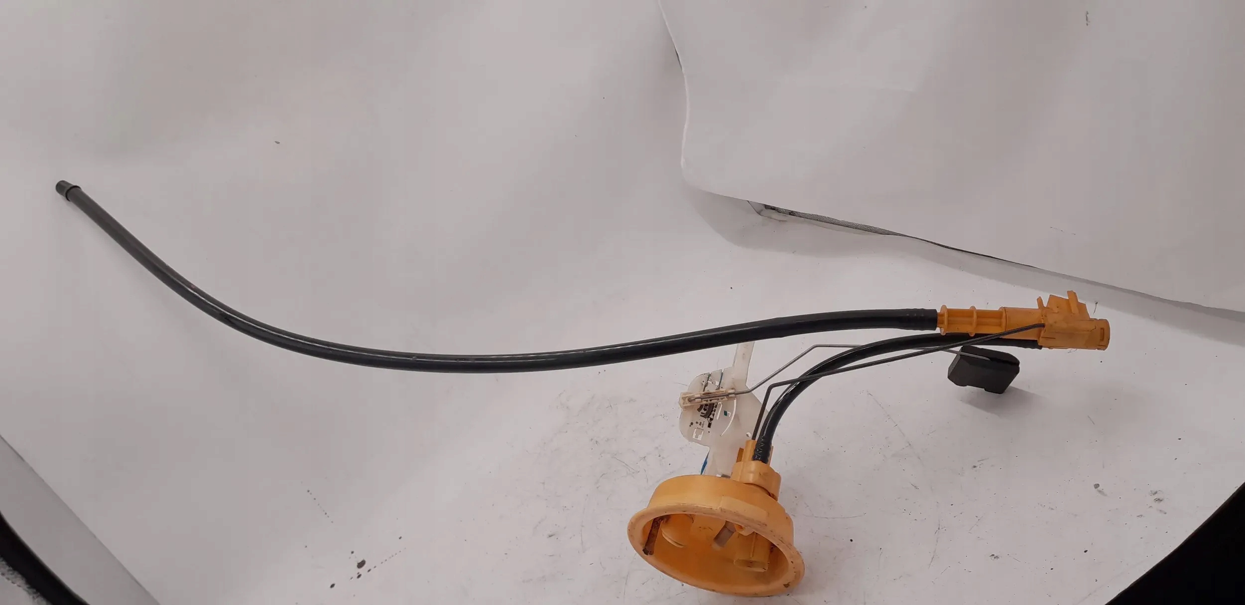 BMW 3 E46 2000 Czujniki poziomu paliwa Typ samochodu Samochody osobowe