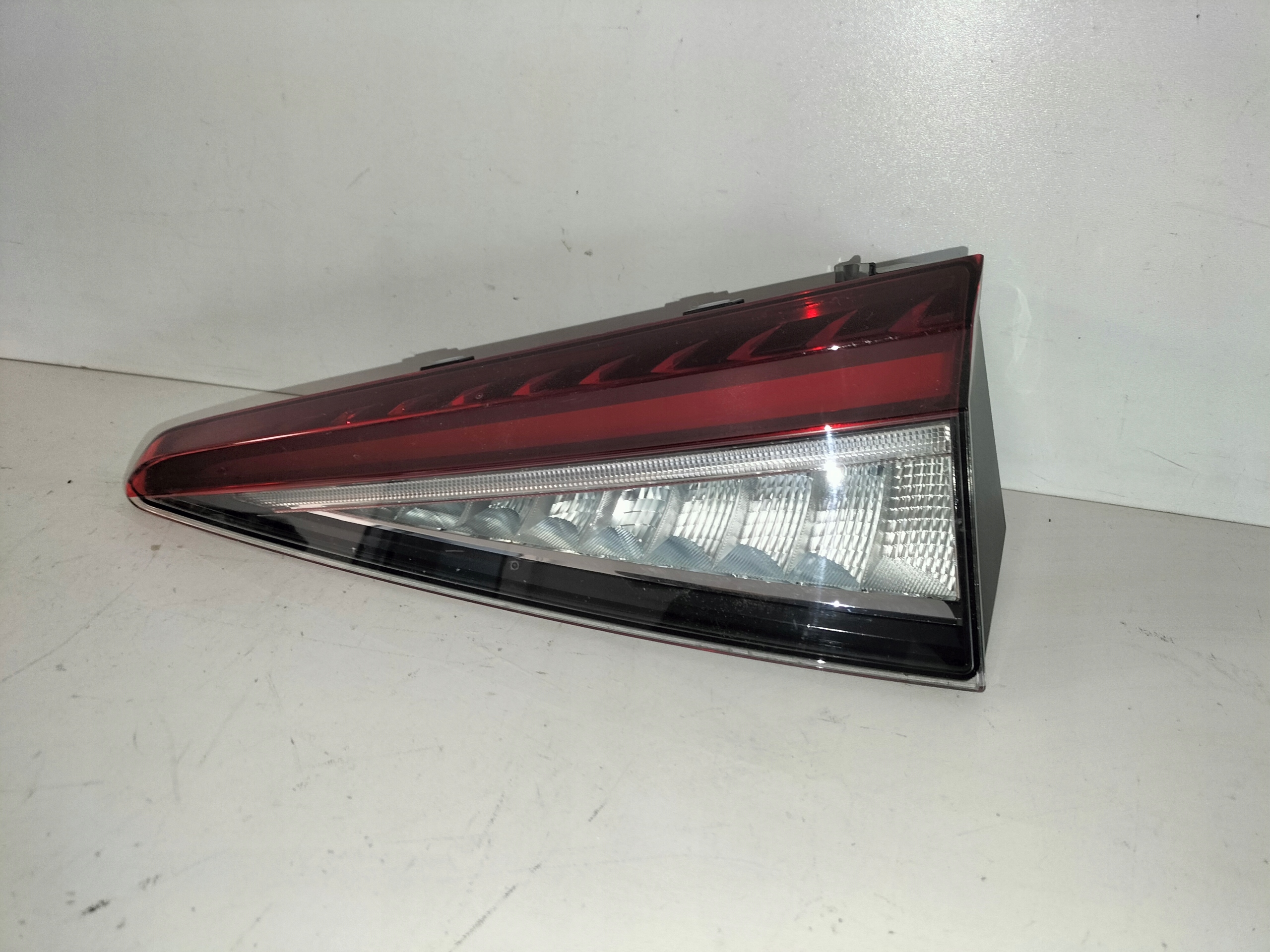 light rear rear part right SKODA ENYAQ 21- LED