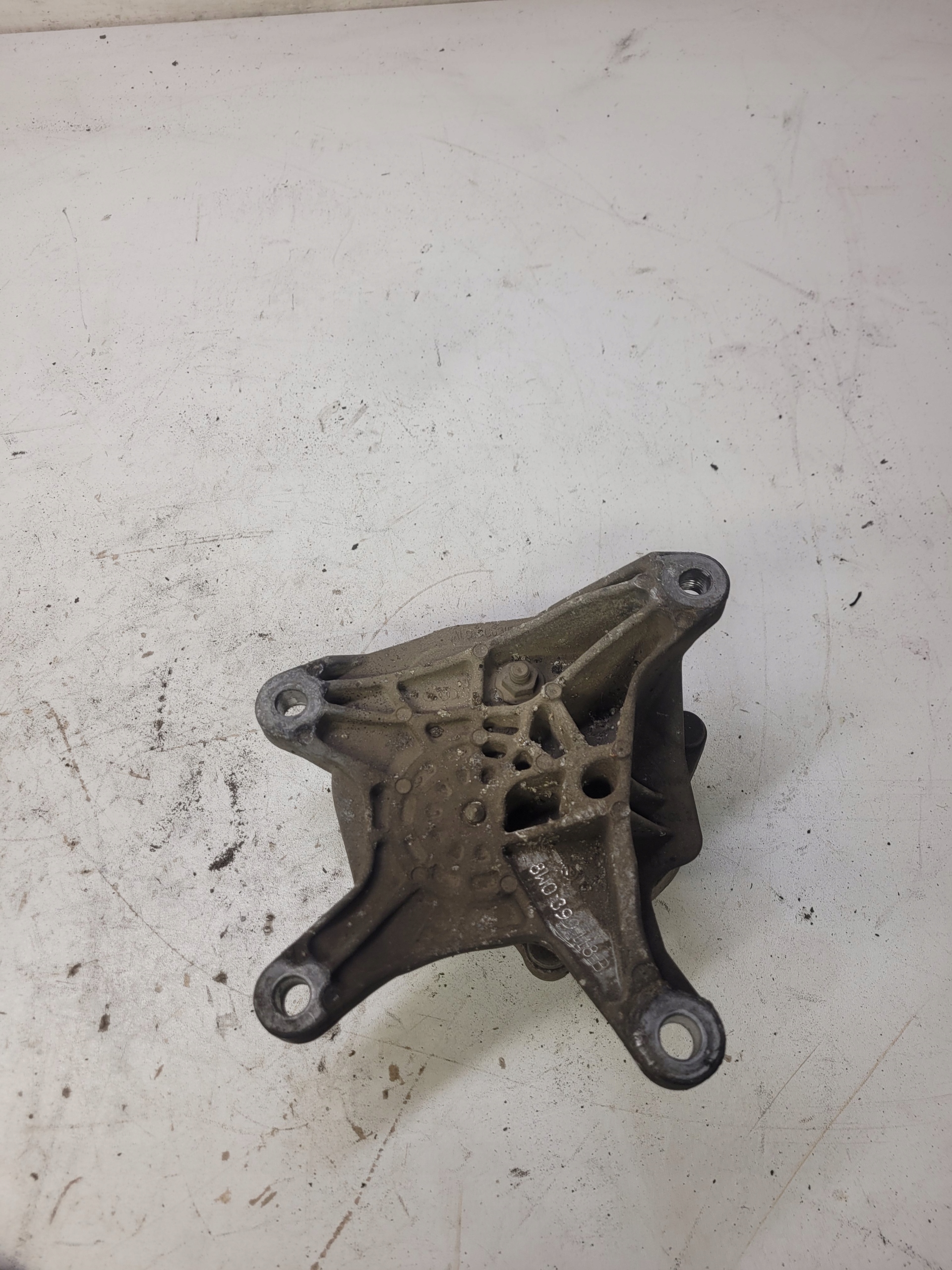 holder gearbox mounting AUDI A4 B9 A5 8W0399118B