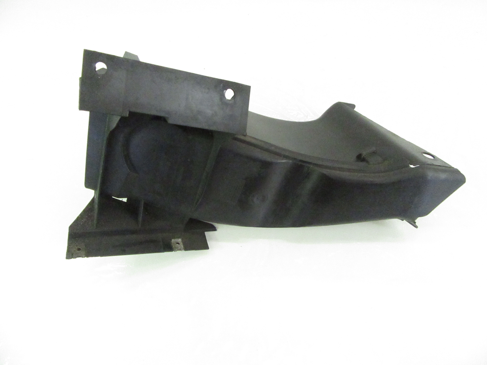 intake drain air disc left front BMW e53 X5 8402425