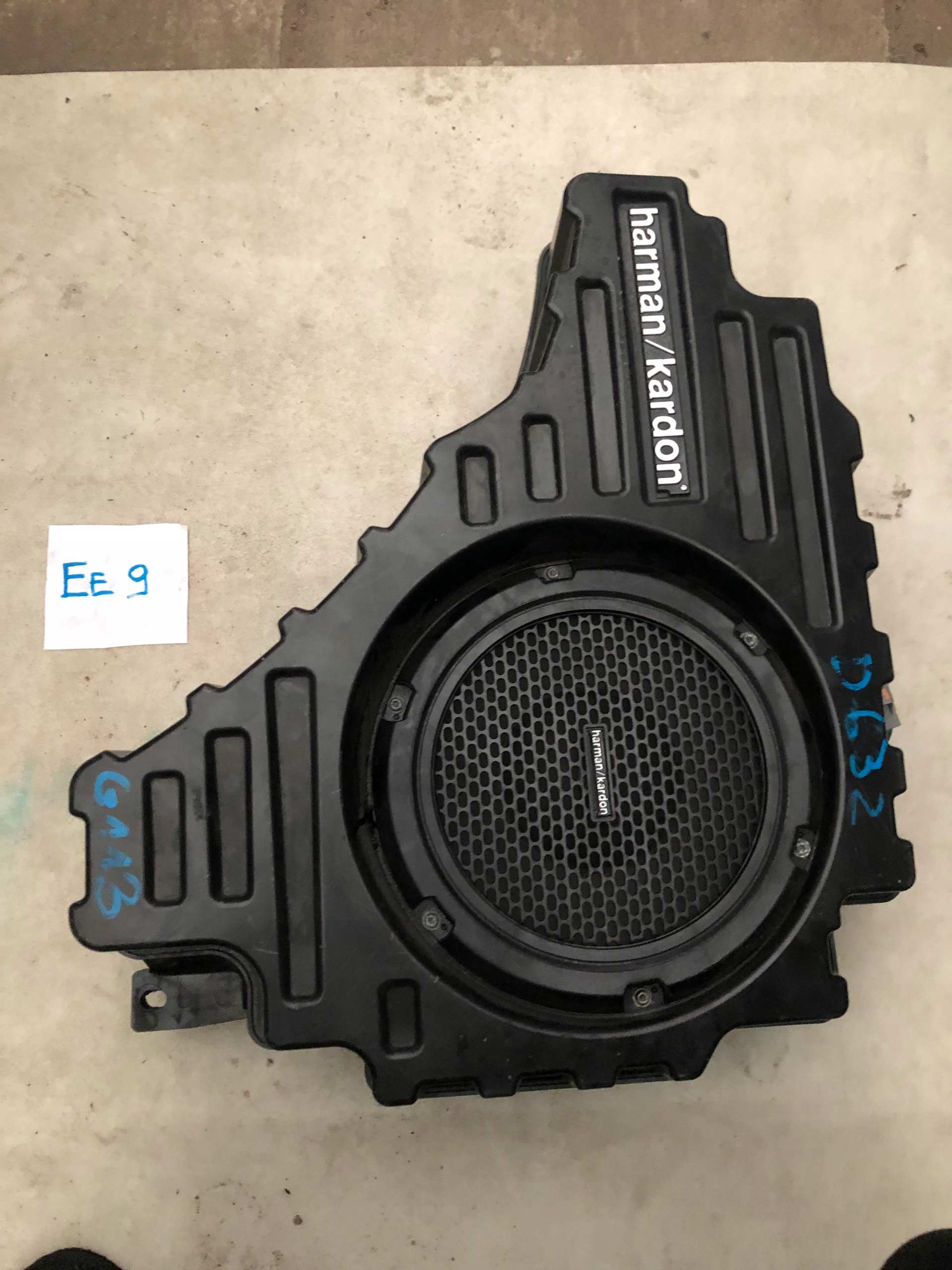 Subwoofer Jeep Grand Cherokee 2750000601B porównaj ceny Allegro.pl