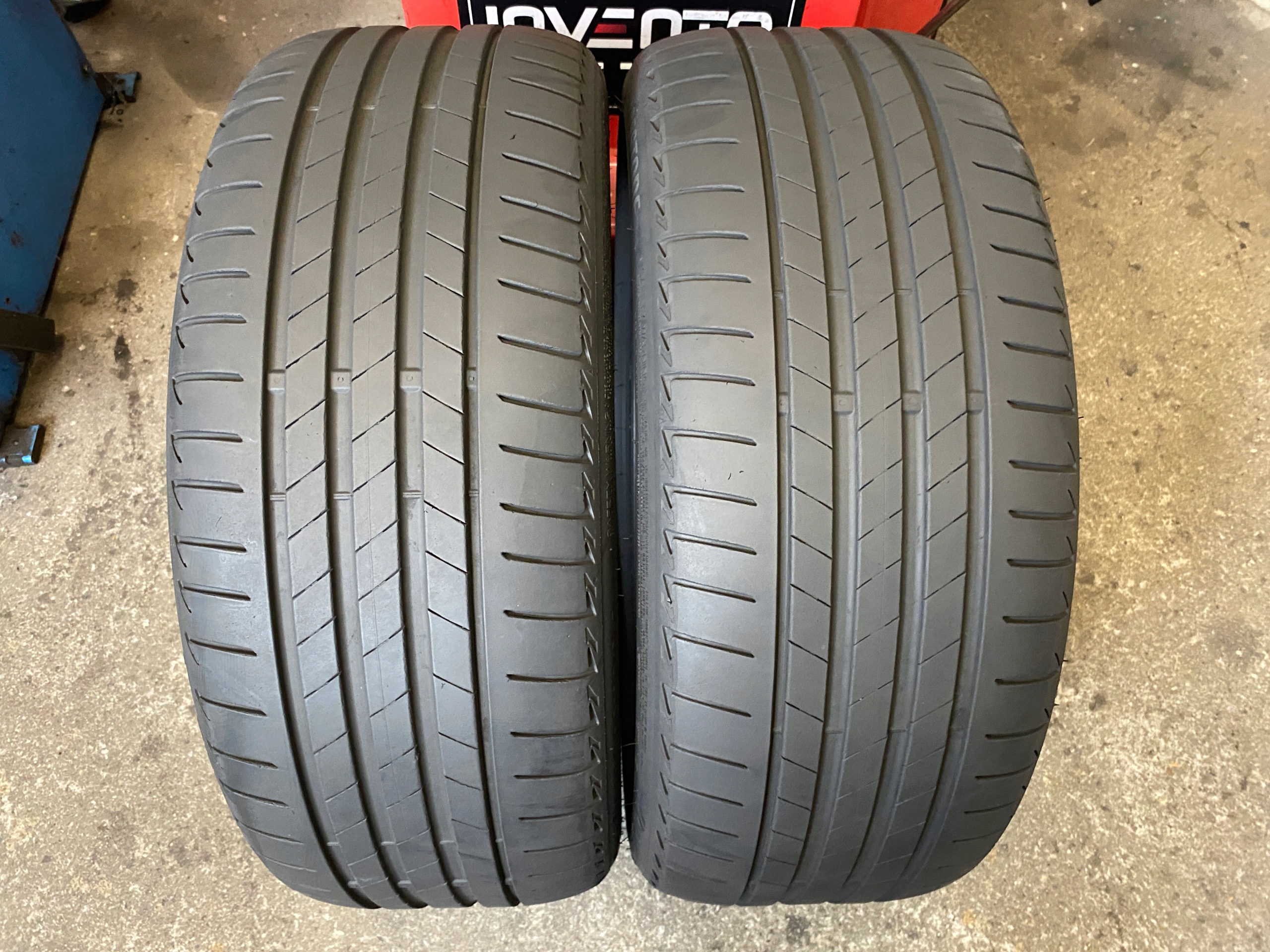 2 tyres summer 225/40R19 93Y Bridgestone Turanza T005 Run Flat