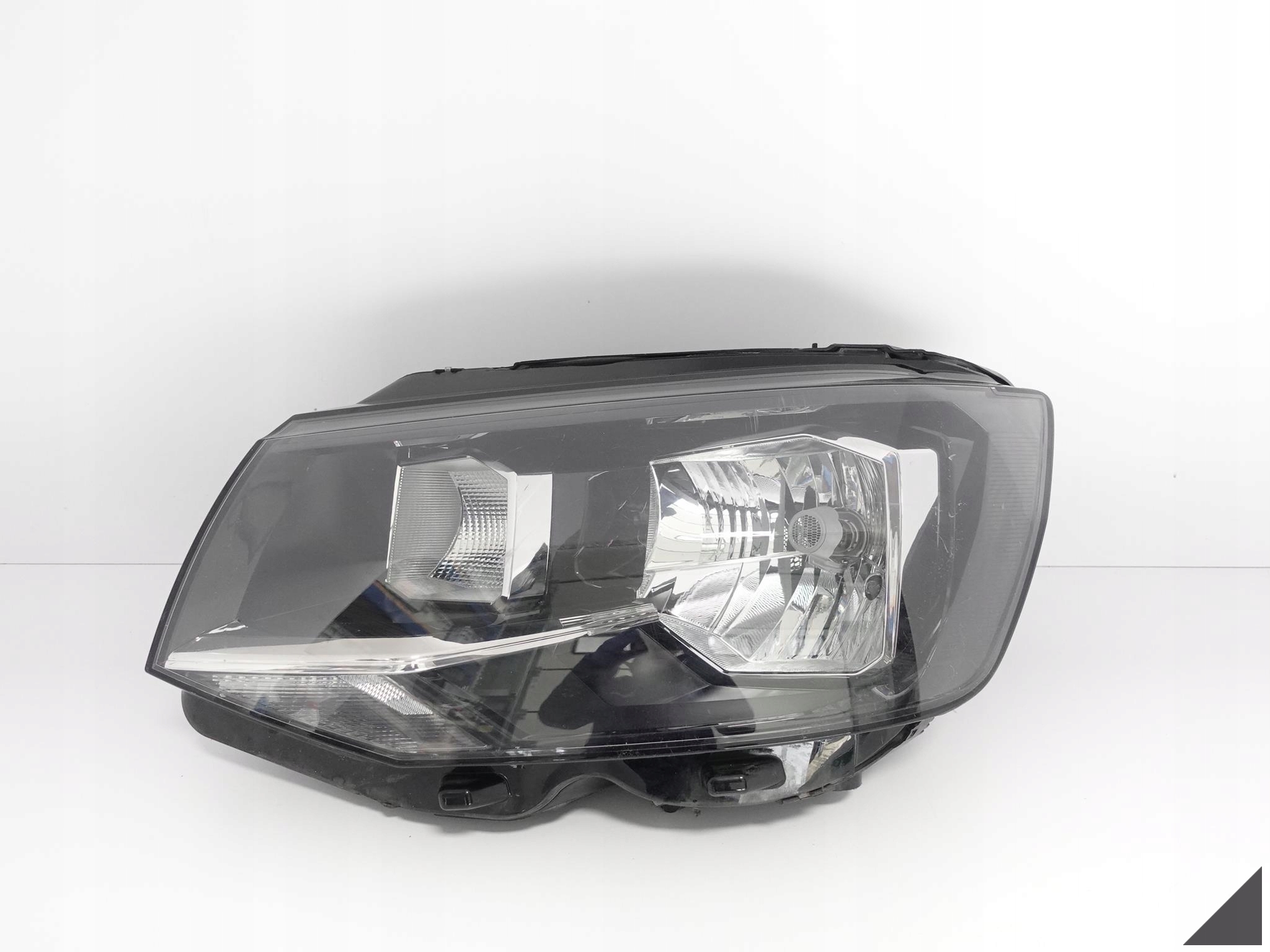 VW T6 TRANSPORTER 7E1 15-19 ZWYKLA light left EU