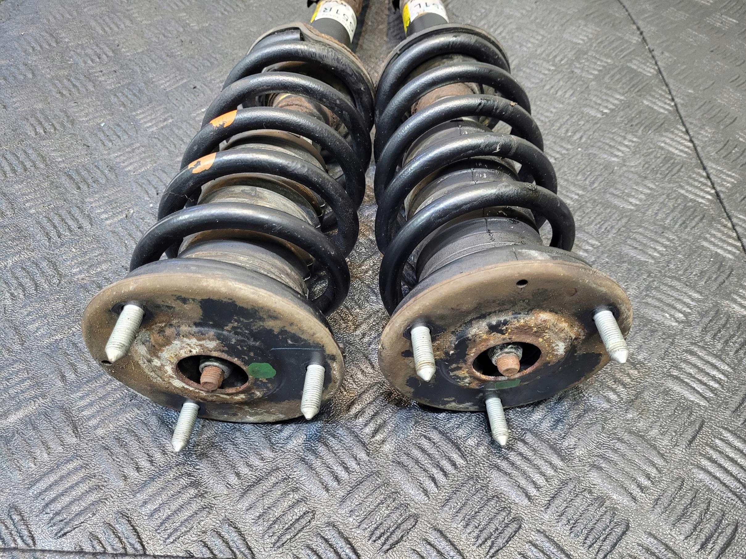shock absorber front front left 48520-30470 LEXUS GS 4 IV GS250 2.5 12