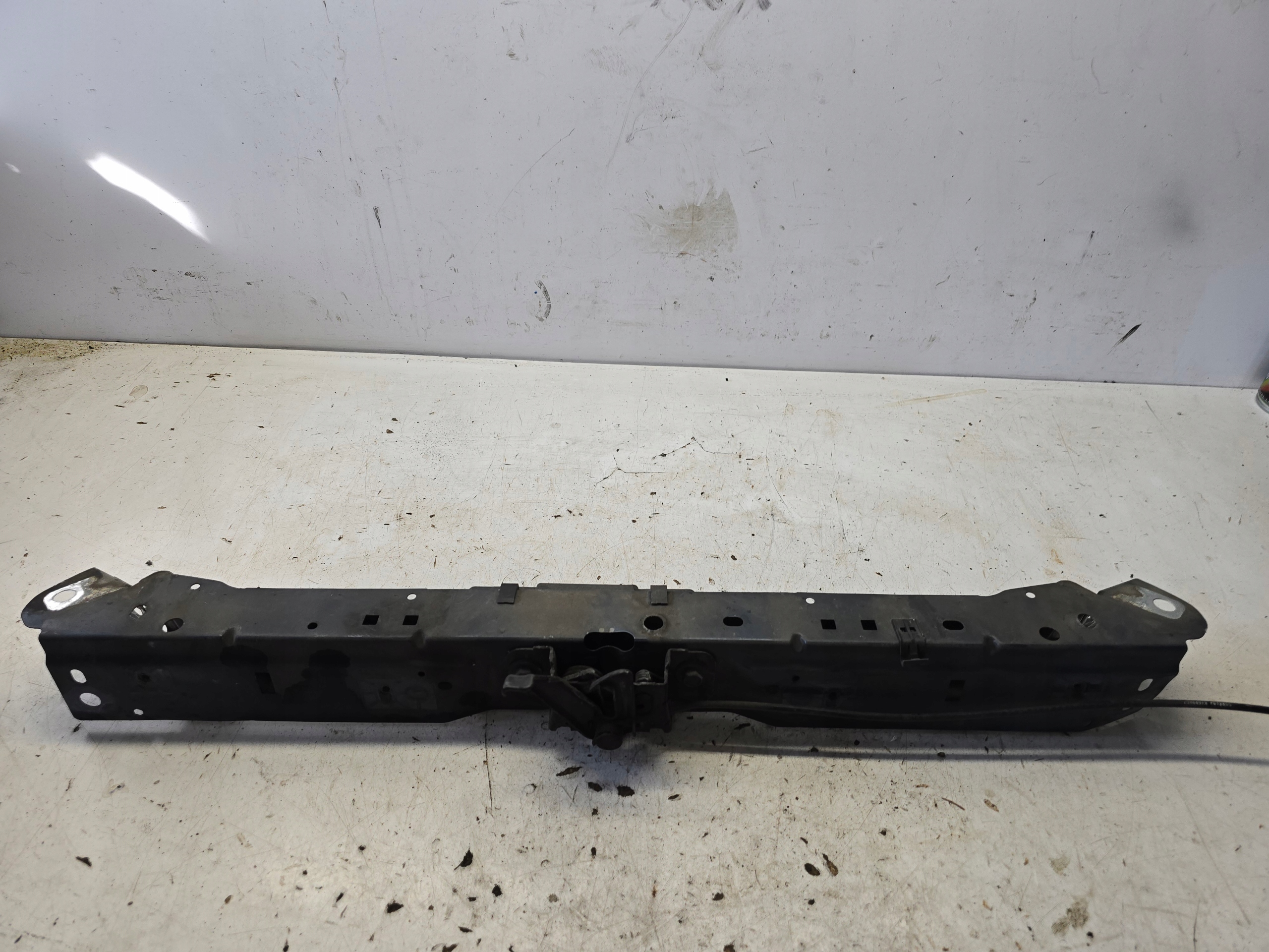 OPEL INSIGNIA A LIFT bar, wall upper Z22W