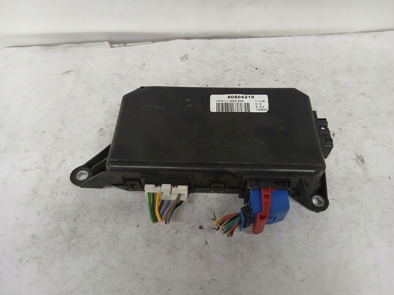 module control unit door left front AR159 50504218