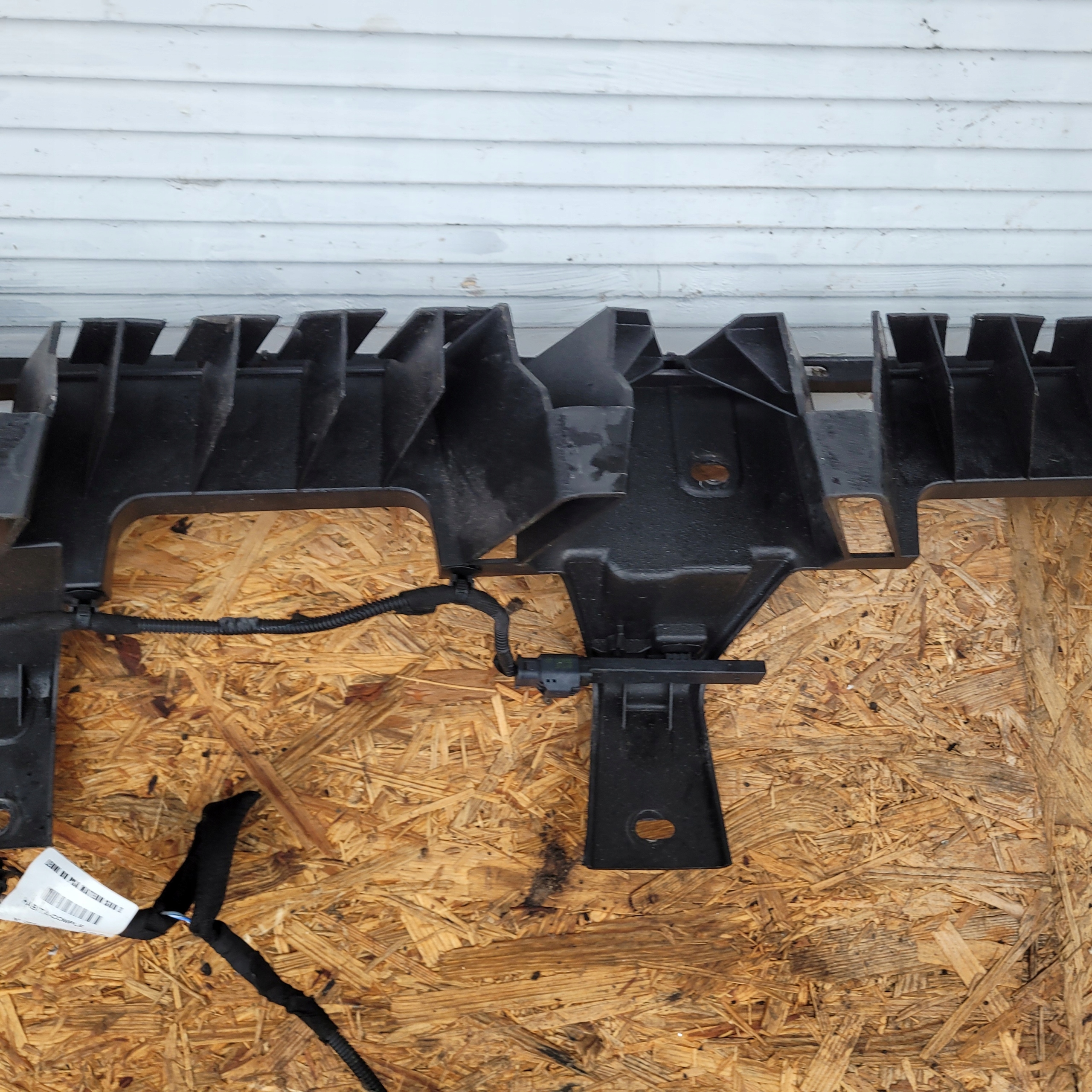 bumper bracket rear part PEUGEOT 3008 II 9838234280