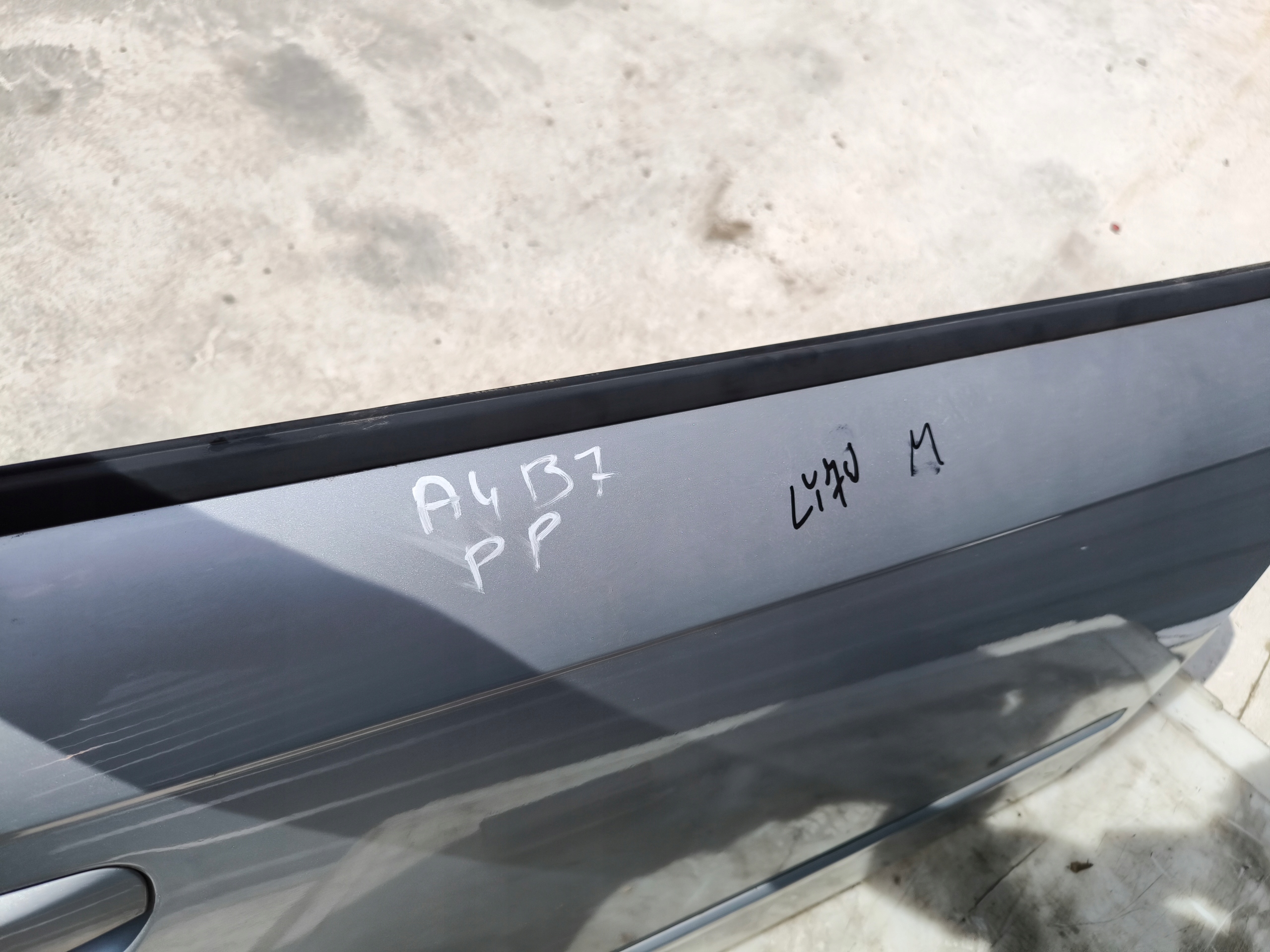 door right front AUDI A4 B7 LY7W sedan AVANT KOMBI
