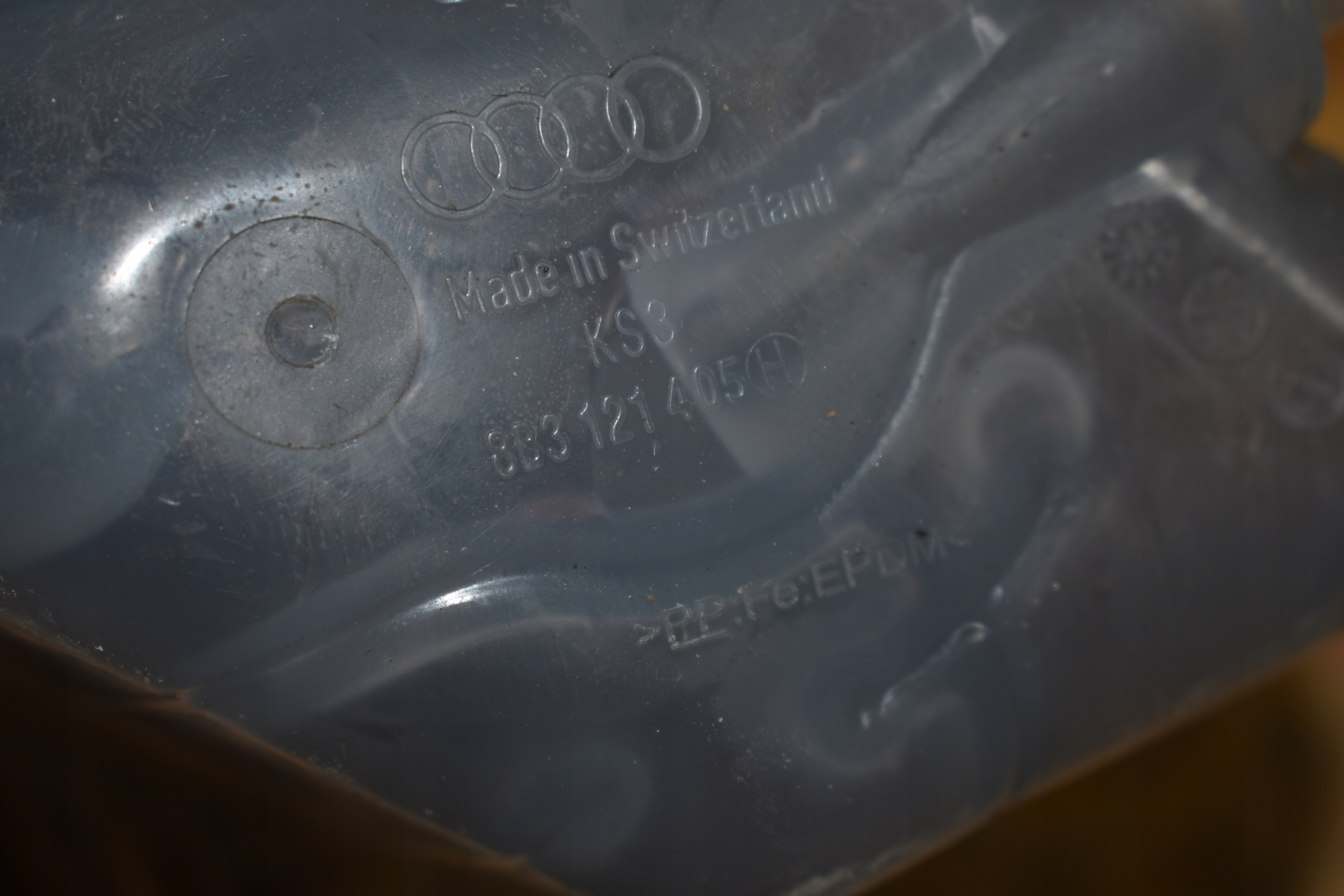 IDEALNY Scheibenwaschbehälter AUDI A5 B10 1