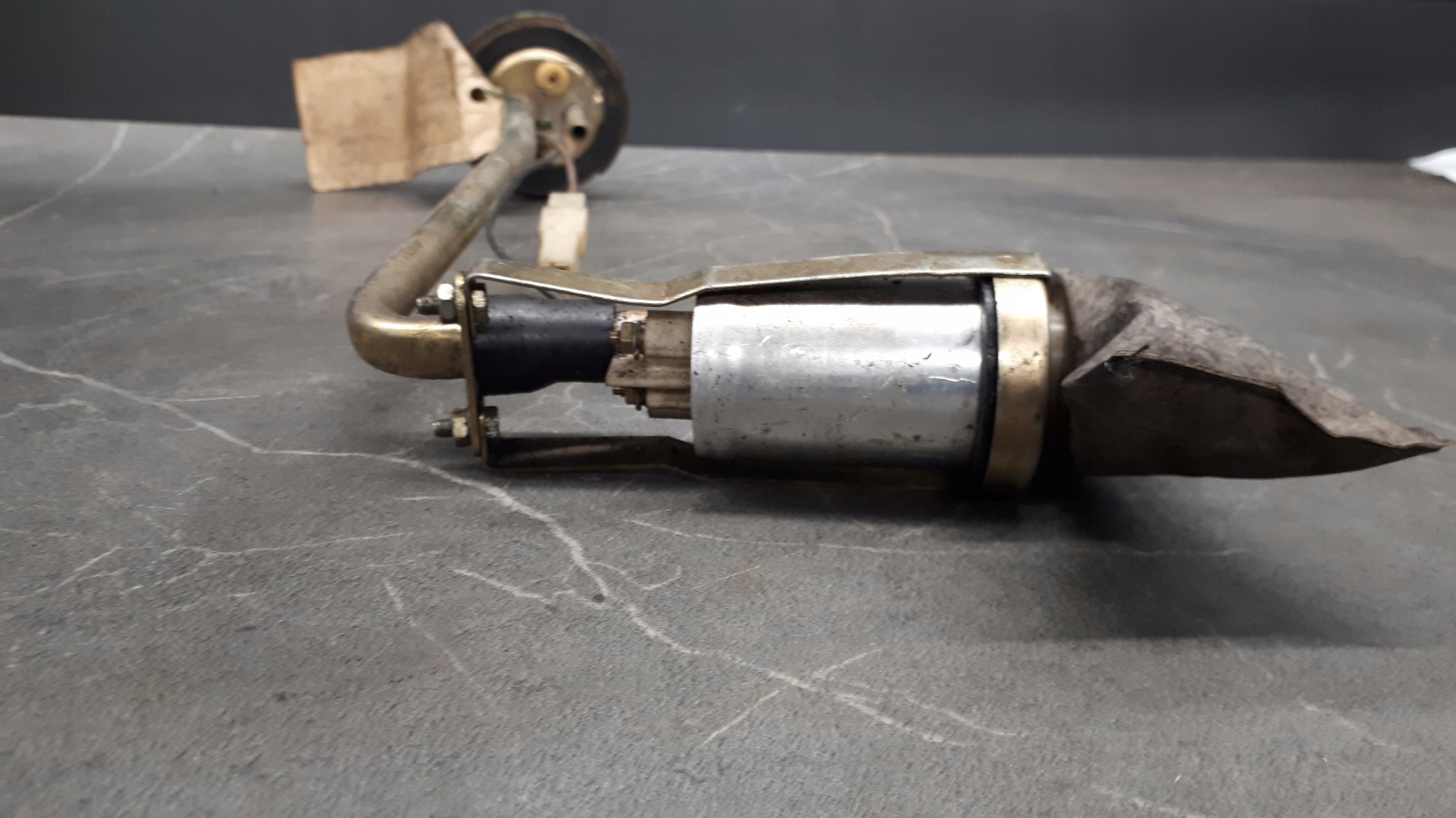 топливный насос ALFA ROMEO 164 2.0