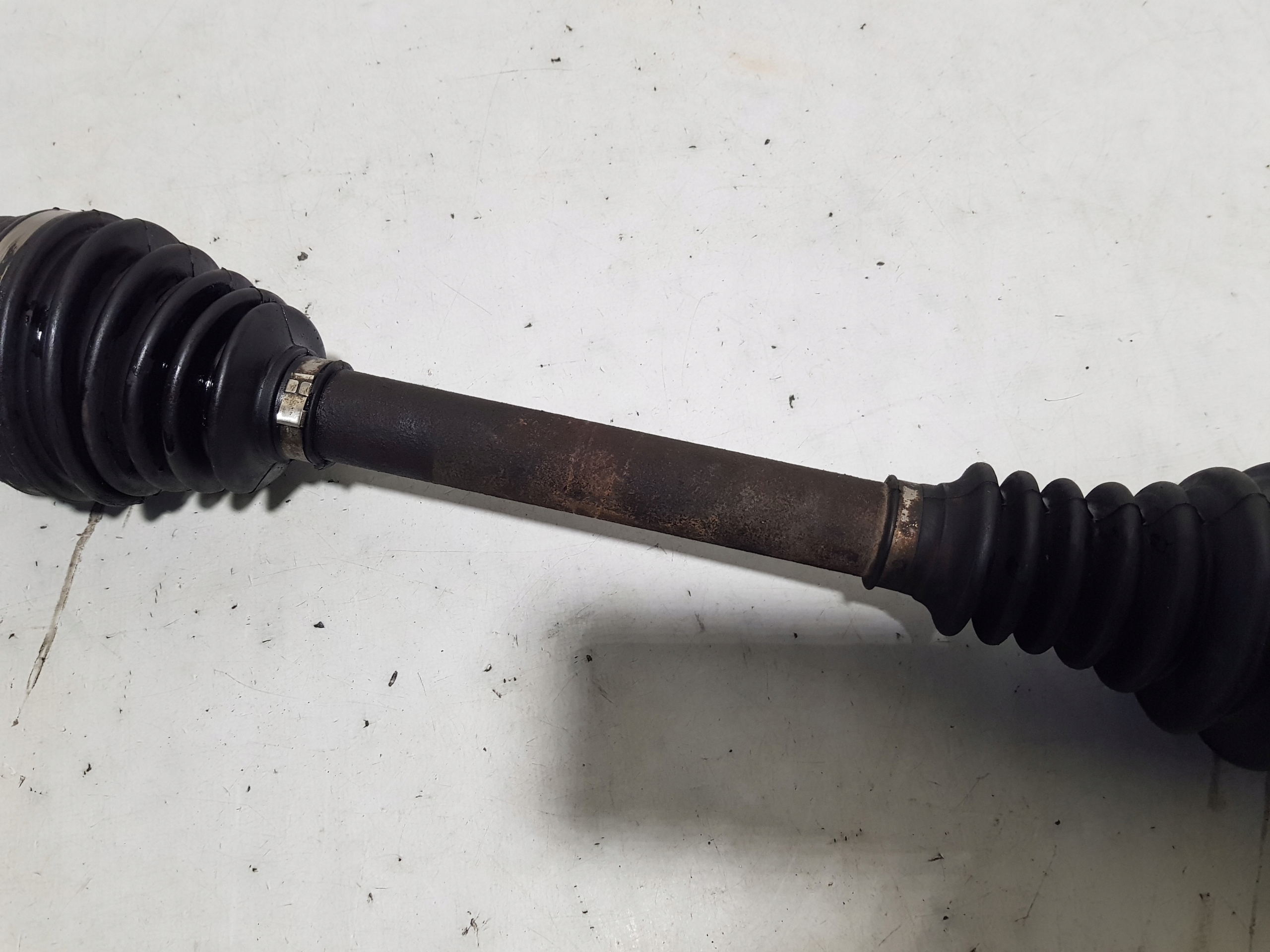 semi-axis left front left BMW X6 E71 3.0 D