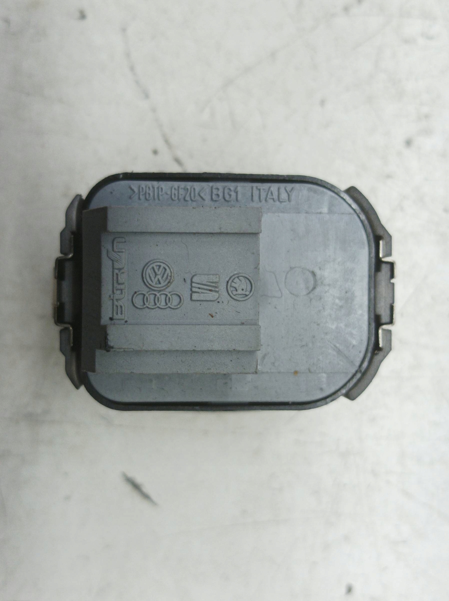 mirror control switch 7L5959565 Porsche Cayenne and (2002 – 2010)