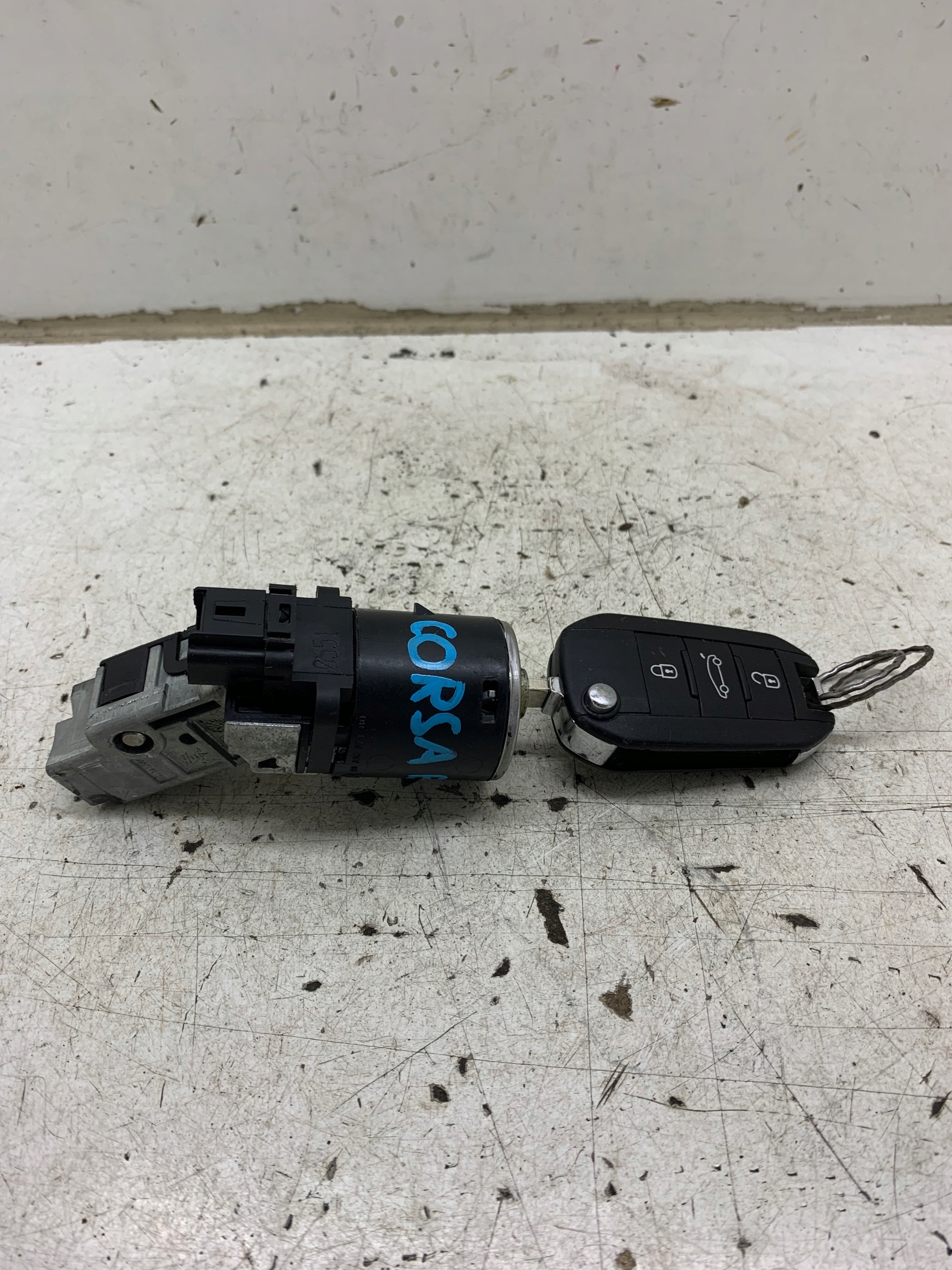 ignition key KOMPLET 9673257480 OPEL CORSA F 19