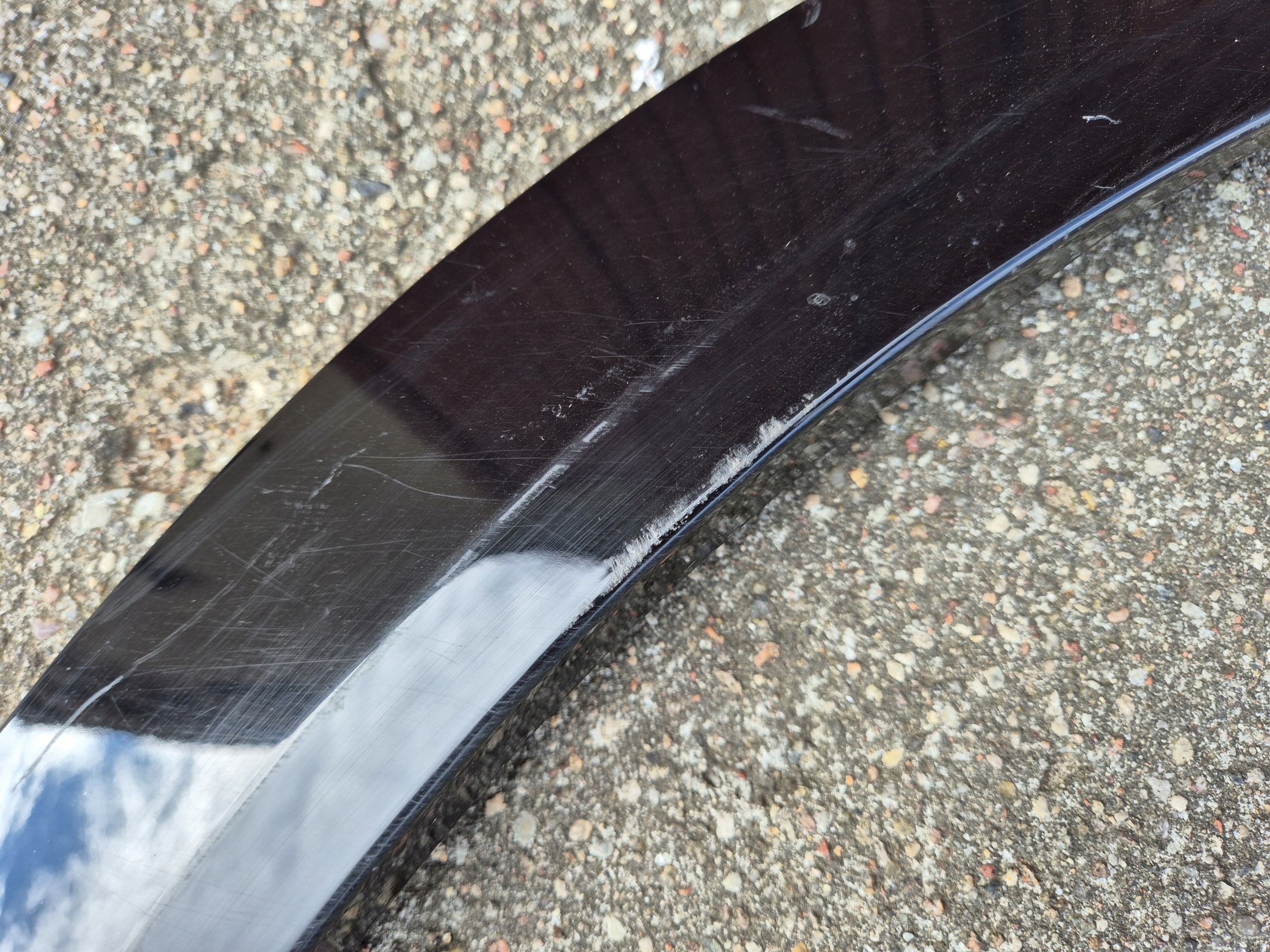 B6c0fc094198aa7d806f57d4ed45