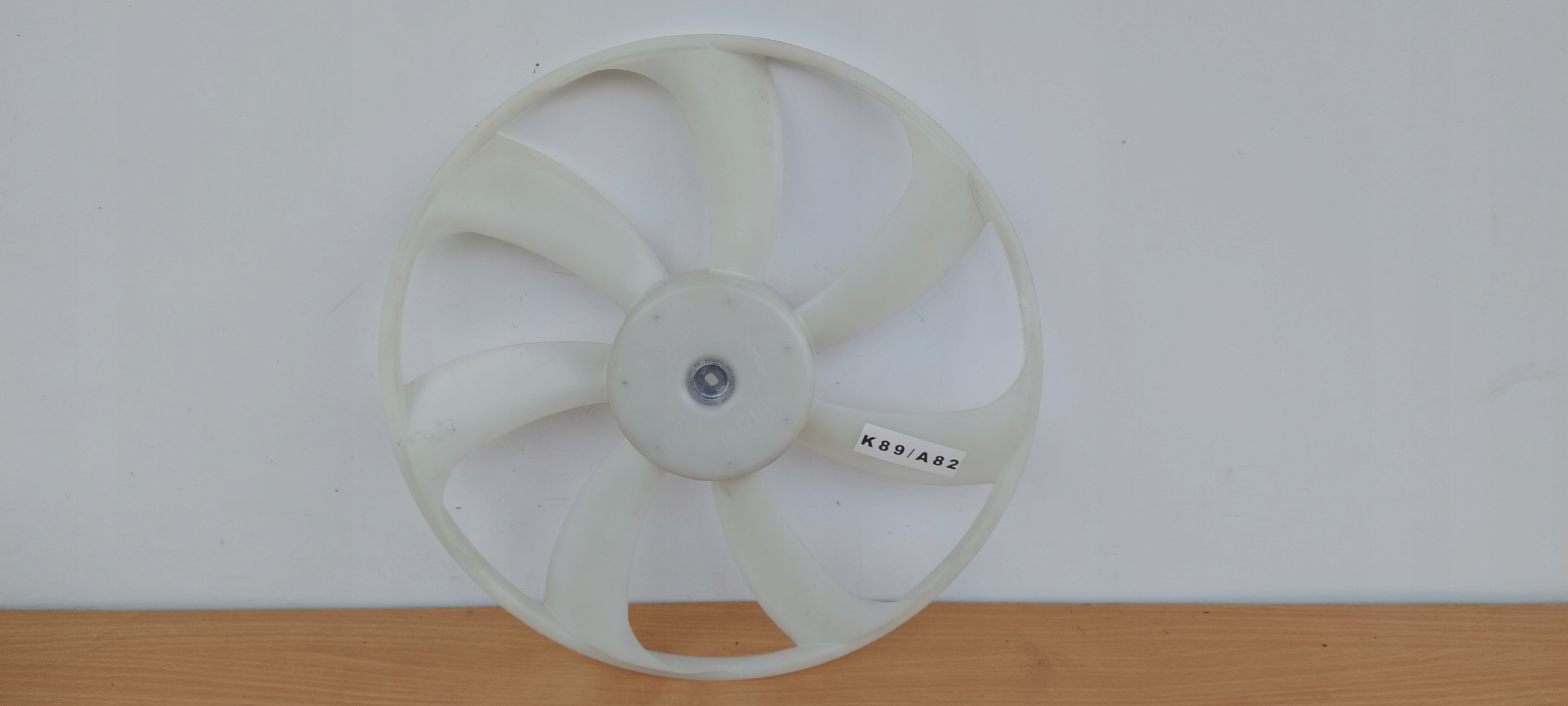 16361-0D270 - ВЕНТИЛЯТОР ПРОПЕЛЕР TOYOTA COROLLA AURIS LEXUS IS