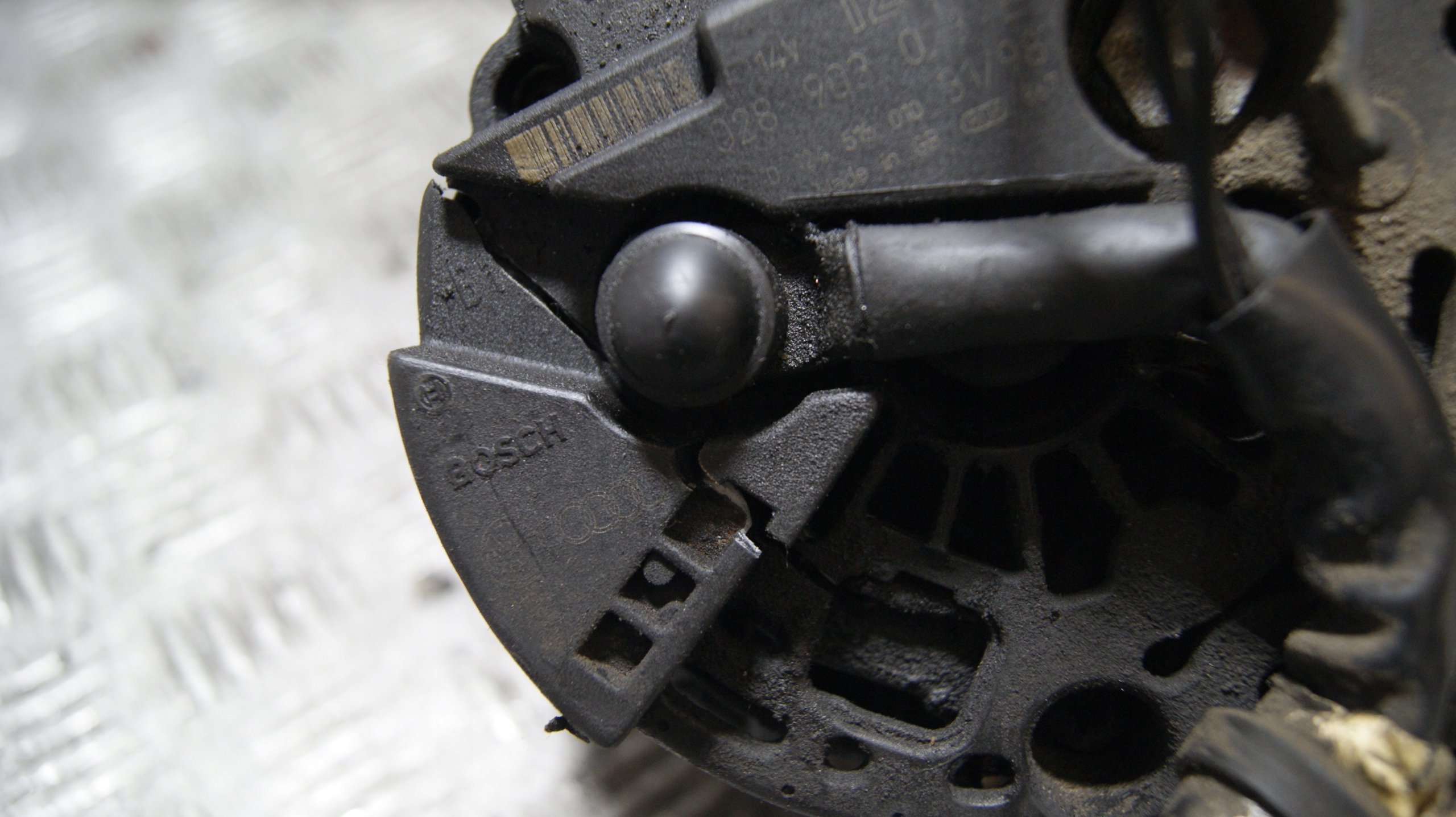 alternator VOLKSWAGEN SHARAN 1 028903023E