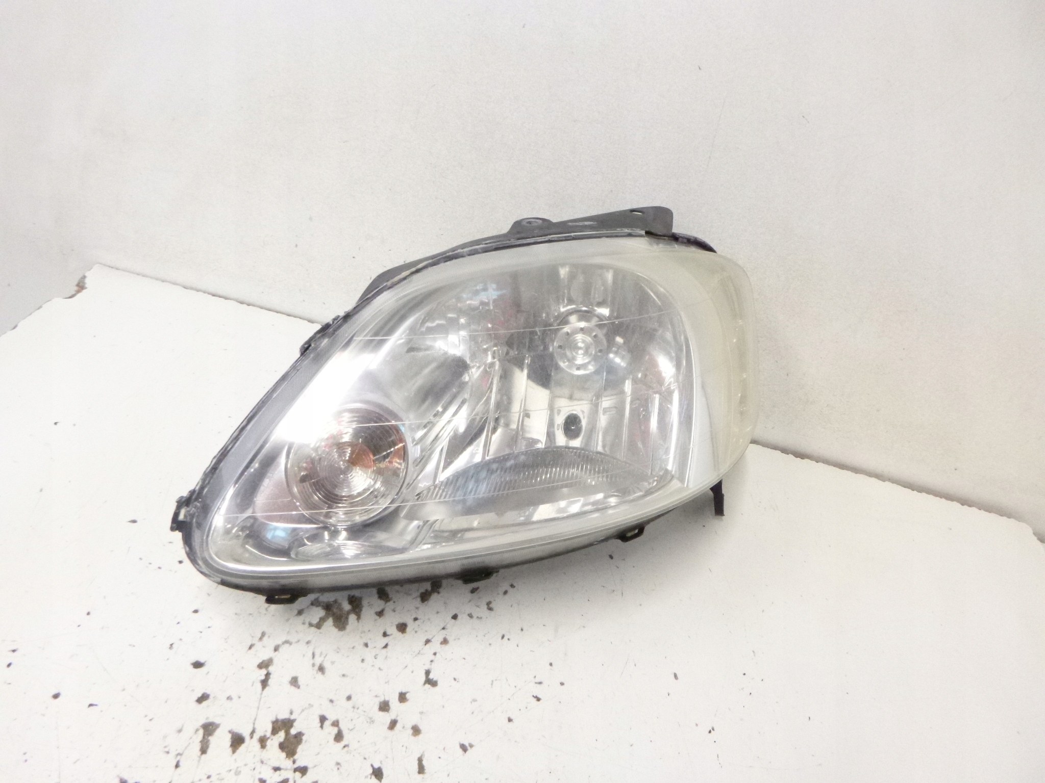 light front left VW Volkswagen Fox 2011r.