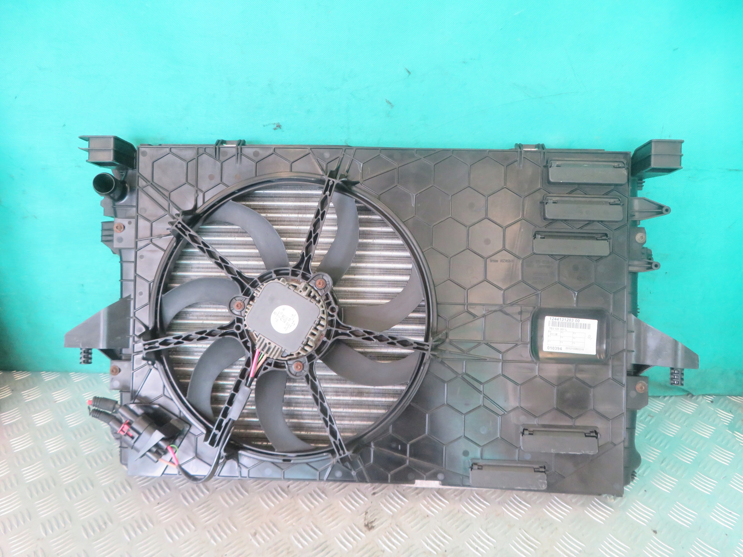 ventilátor chladič VOLKSWAGEN TRANSPORTER 5 VW T5 12R