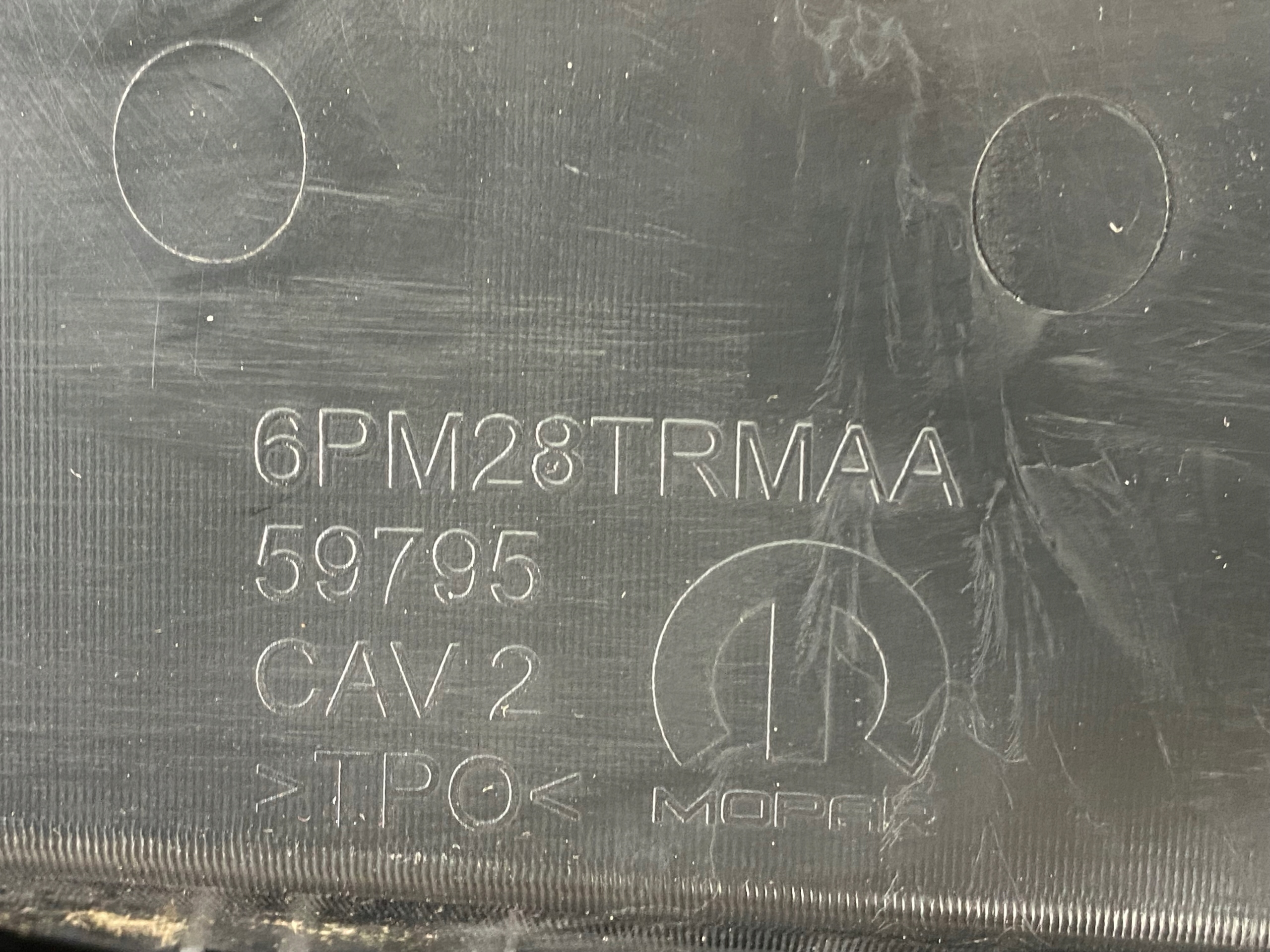 pretinac suvozača suvozača Dodge Ram 1500 2019+