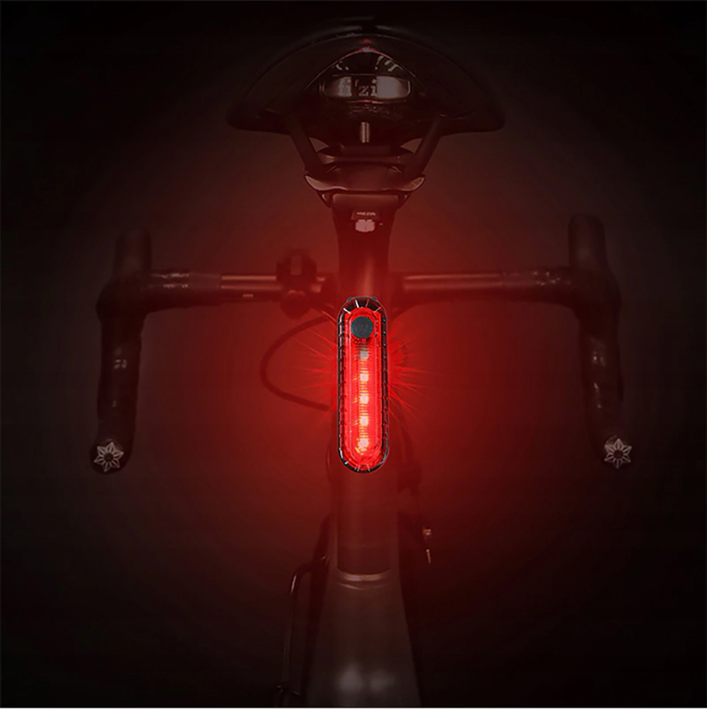 LAMPKA ROWEROWA TYLNA LED USB OŚWIETLENIE NA ROWER Czas pracy 12 h