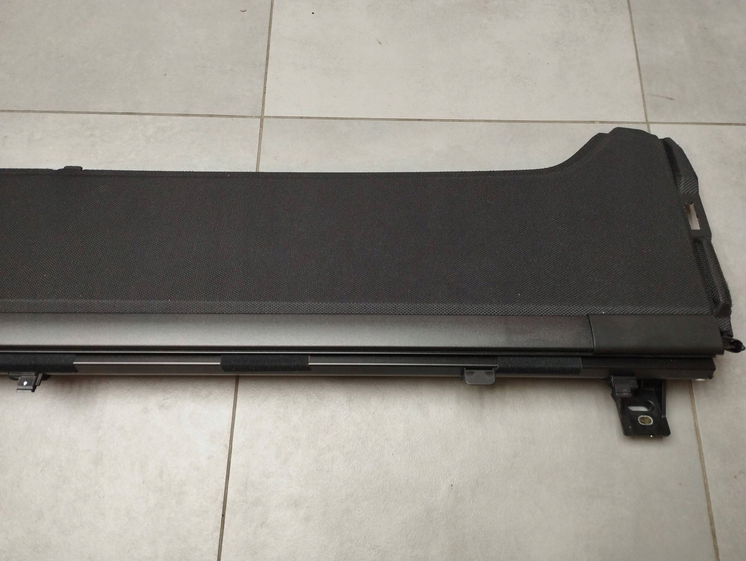 BMW 7 G11 blinds rear part plato 8062875