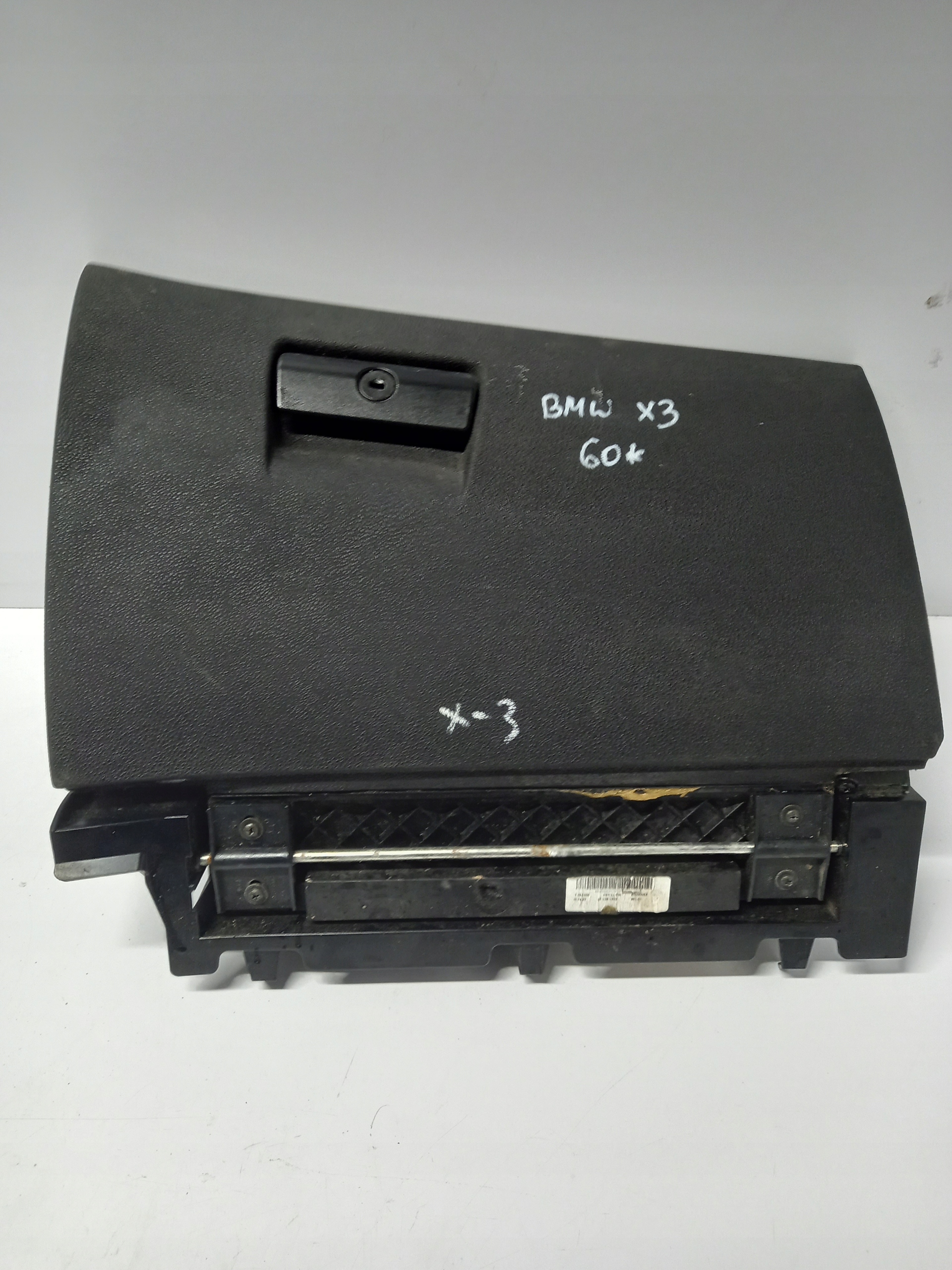 SCHOWEK PASAŻERA BMW X3 BMW E83