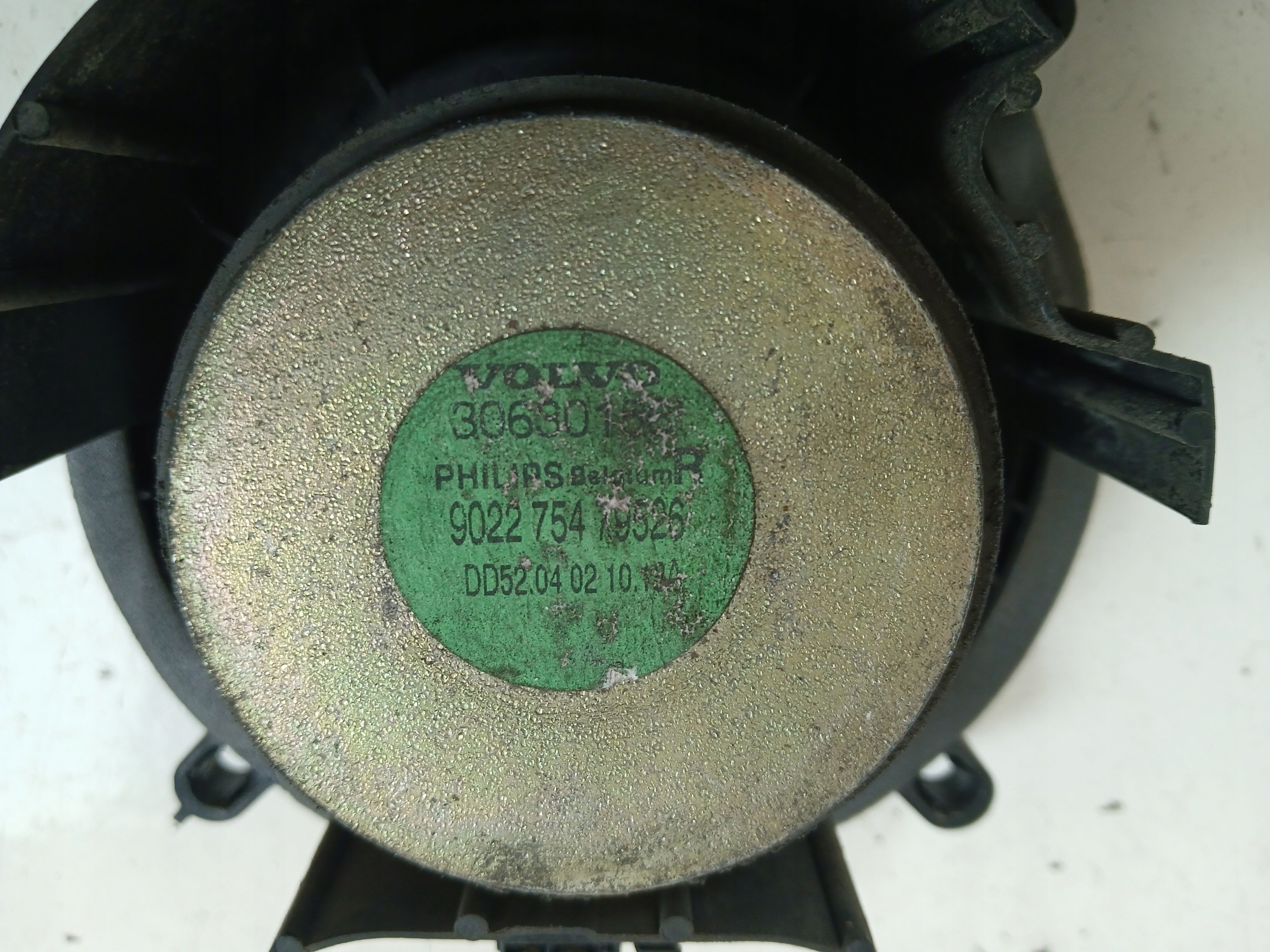 VOLVO V40 S40 and speaker door 30630156