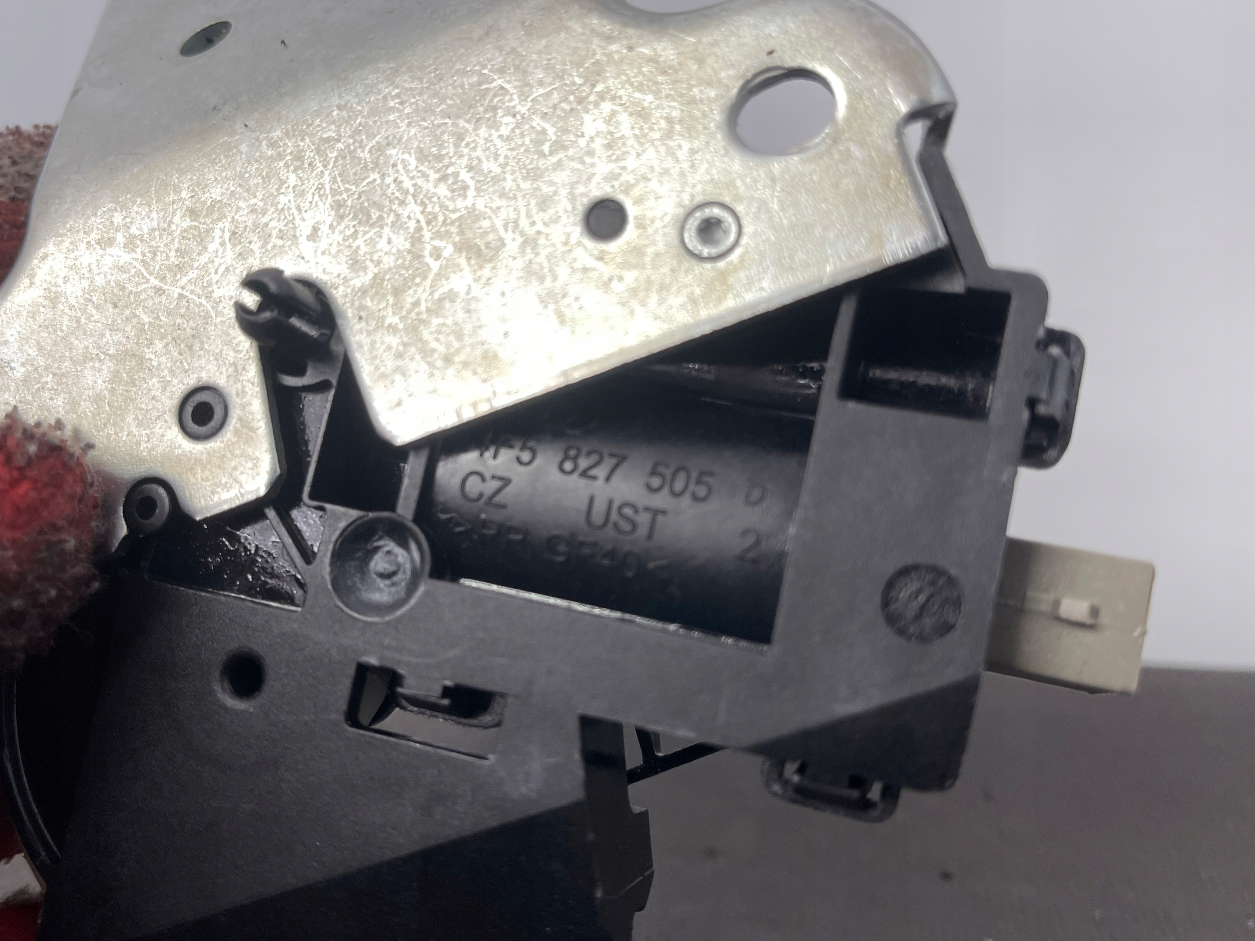 lock bonnet boot rear part rear AUDI A4 B8 AUDI A5 8T 4F5827505D