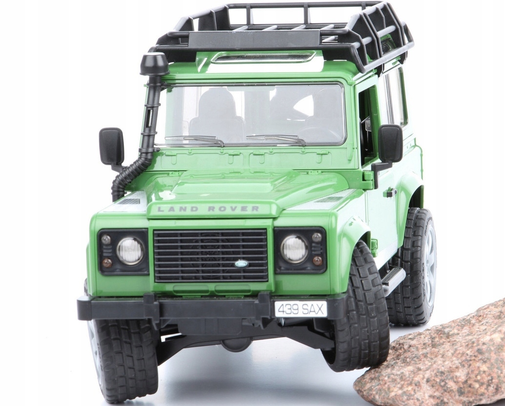 Samochód ZABAWKI Land Rover Defender z Figurką Kolor dominujący odcienie zieleni