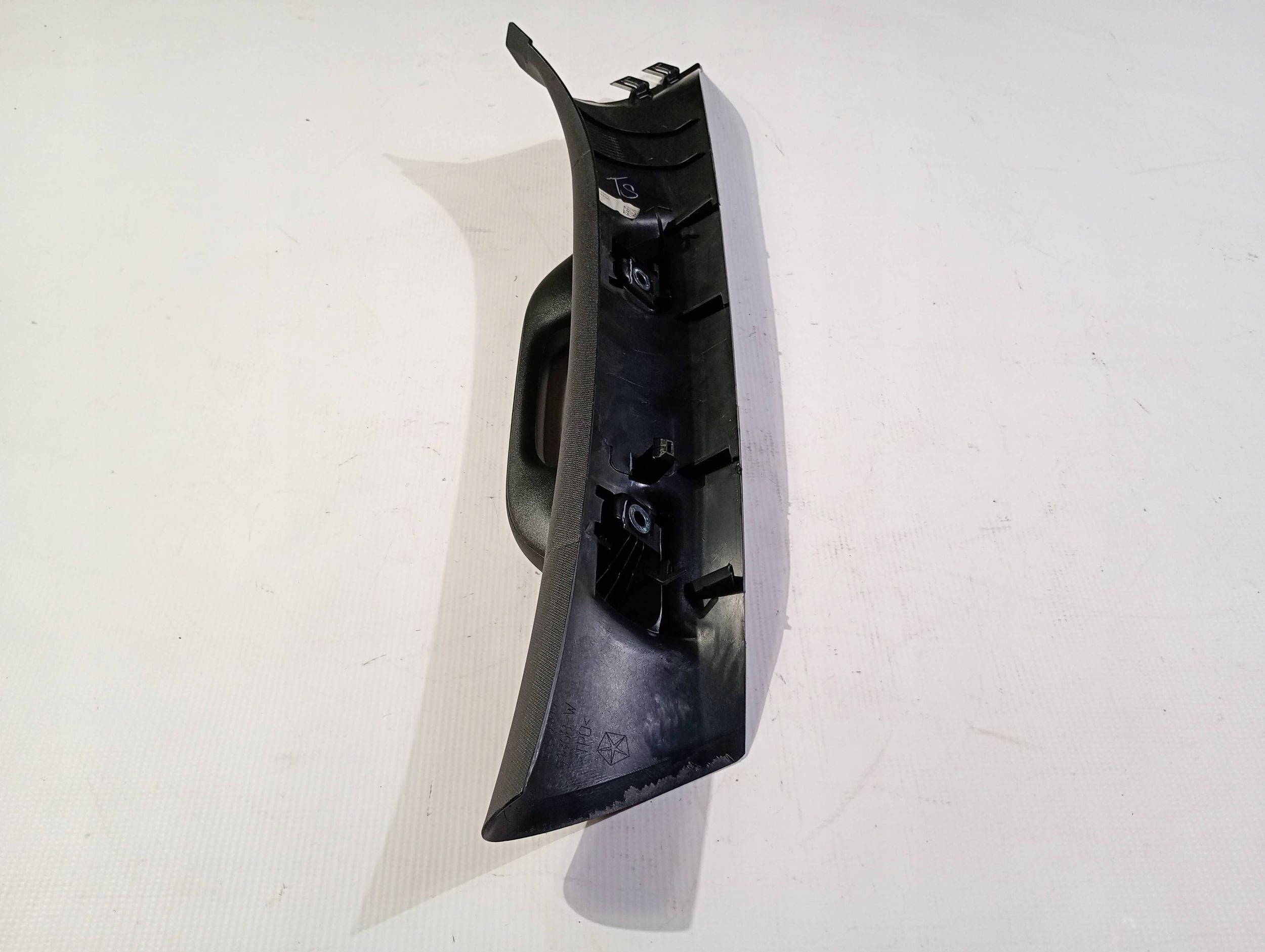 cover side slupka A of the front left front Dodge RAM 1500 2019