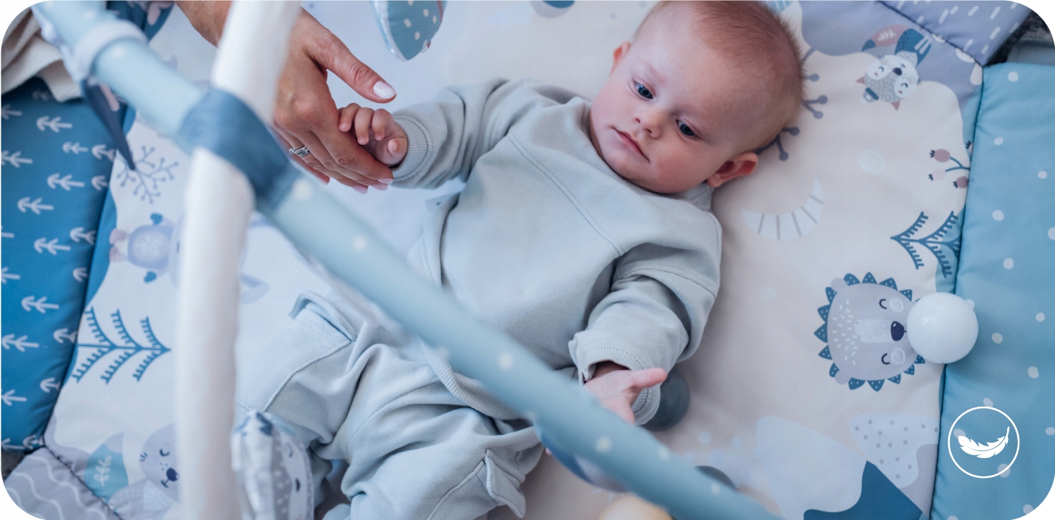 MOKOMASIS KILIMĖLIS KŪDIKIAMS 2in1 - MoMi PASTEL - JUTIMINIAI ŽAISLAI BASEINUI „Kind“ žaidimų aikštelės