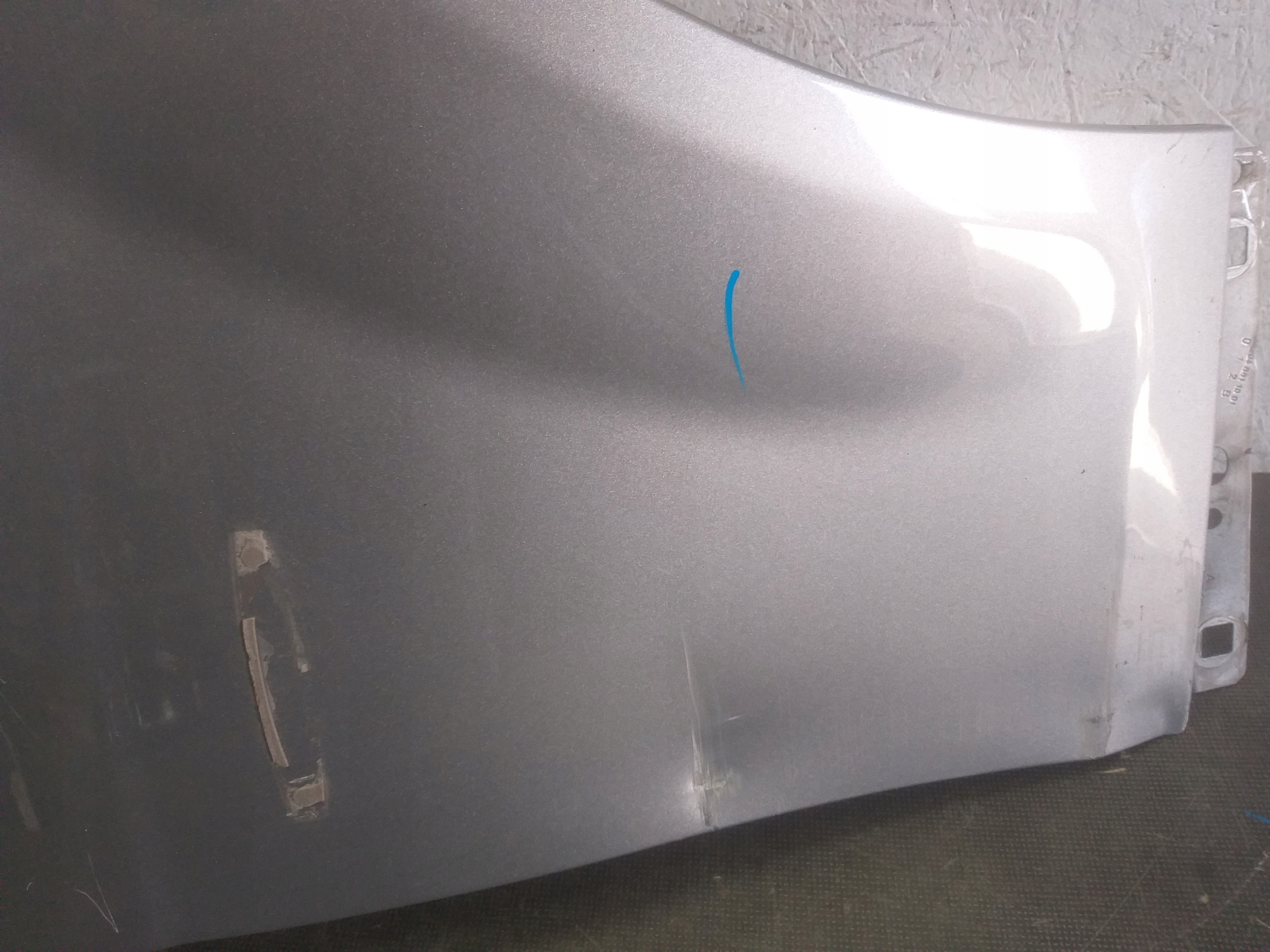 fender front right MERCEDES C KLASA W204