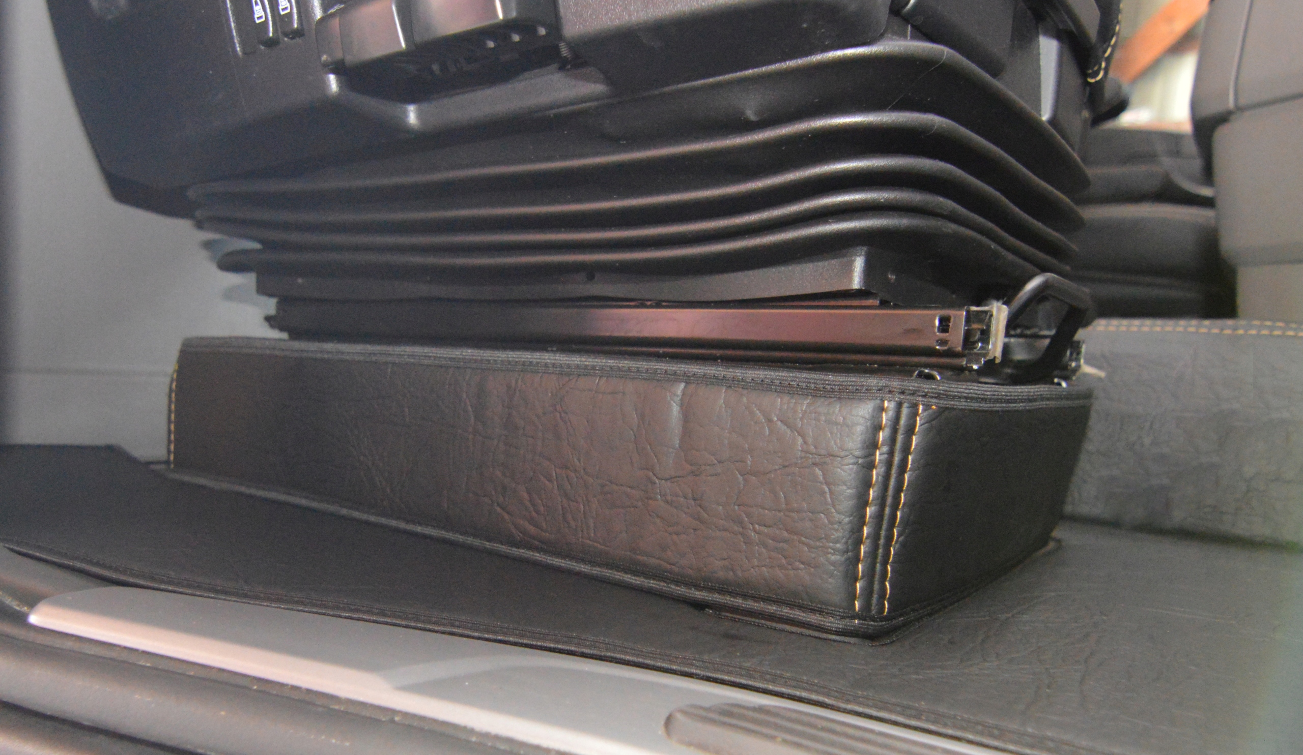 Podstavce Prestige Line pro Scania S od roku 2017. Tir