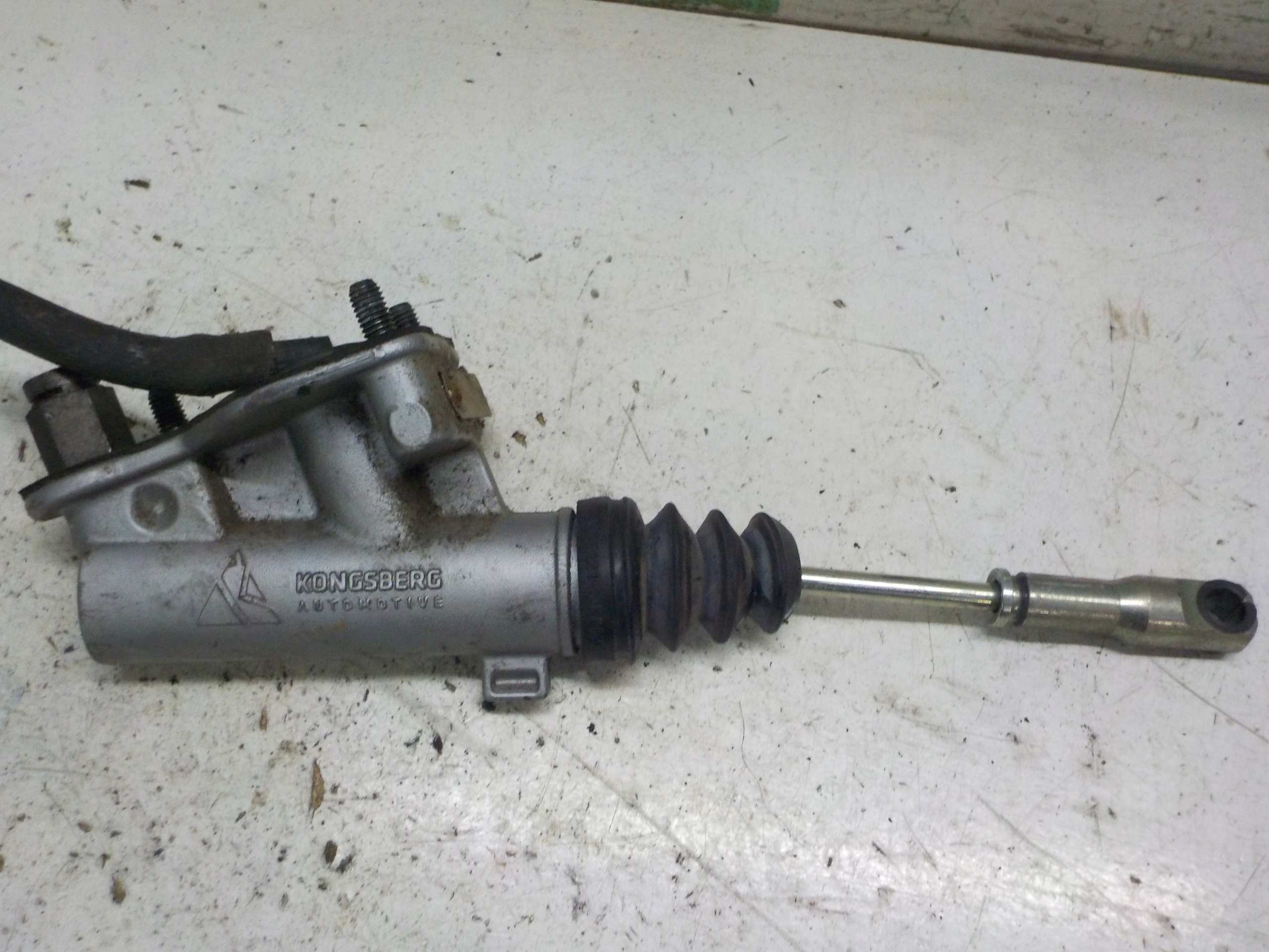 SCANIA R POMPKA SPRZĘGŁA